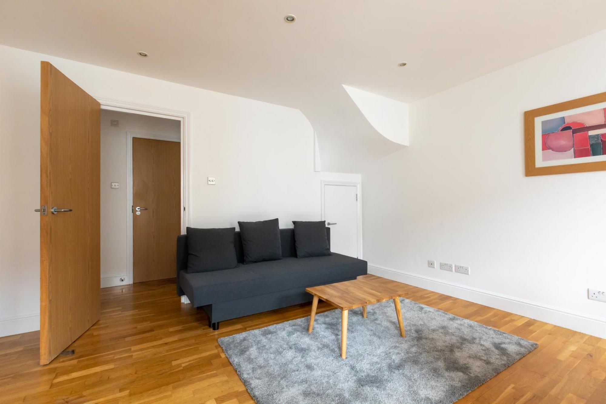 Spaciously Renovated 2bd Flat - Camden Apartamento