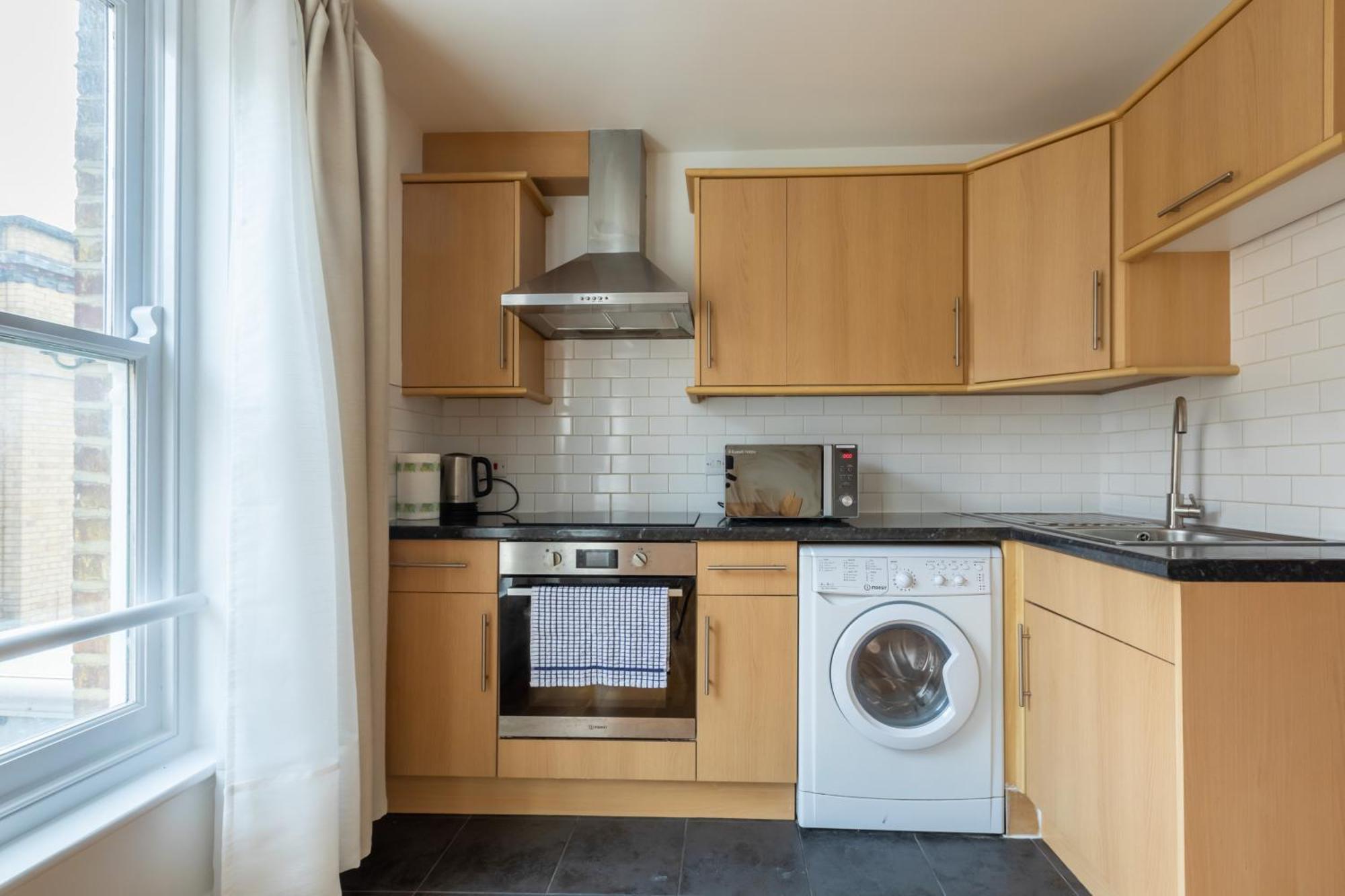 Spaciously Renovated 2bd Flat - Camden