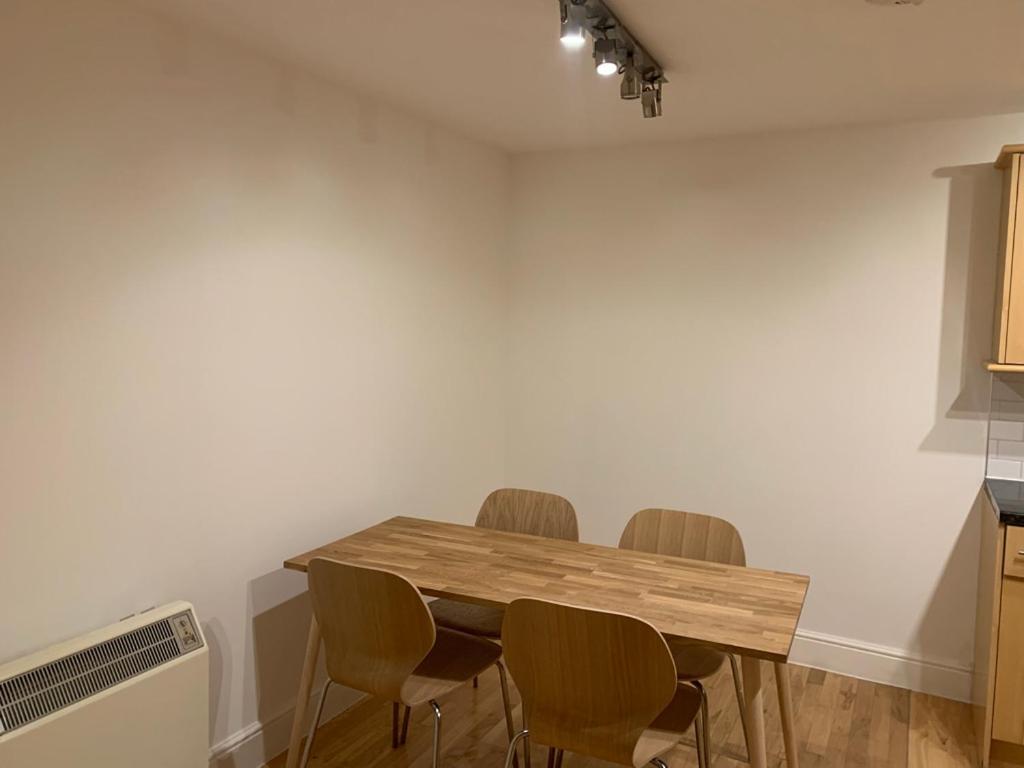 Newly Renovated 1bd Flat - Camden Apartment *