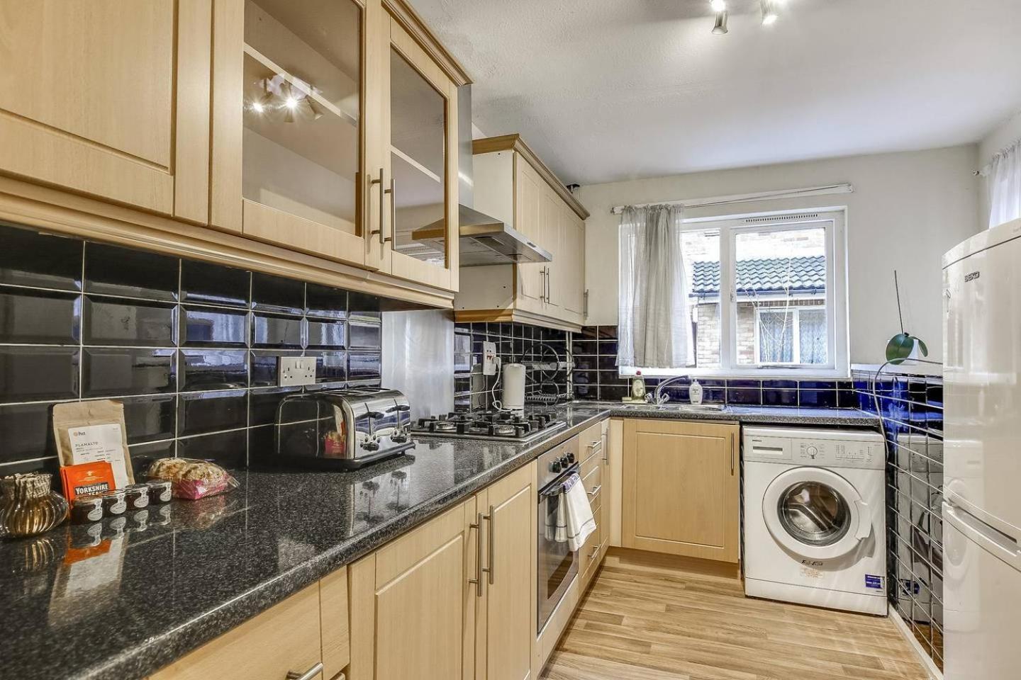 Lovely 4 Bedroom House With Garden Near Waterloo Apartamento