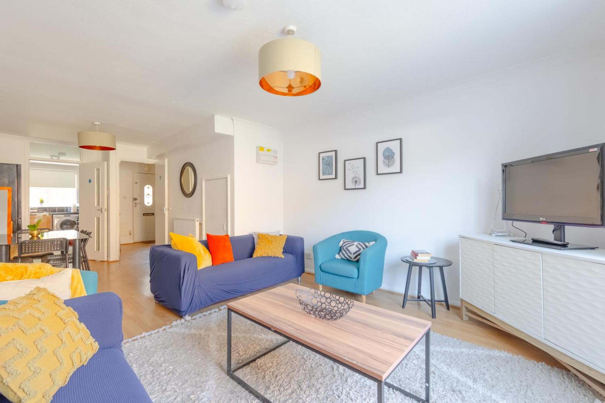 Lovely 4 Bedroom House With Garden Near Waterloo Apartamento