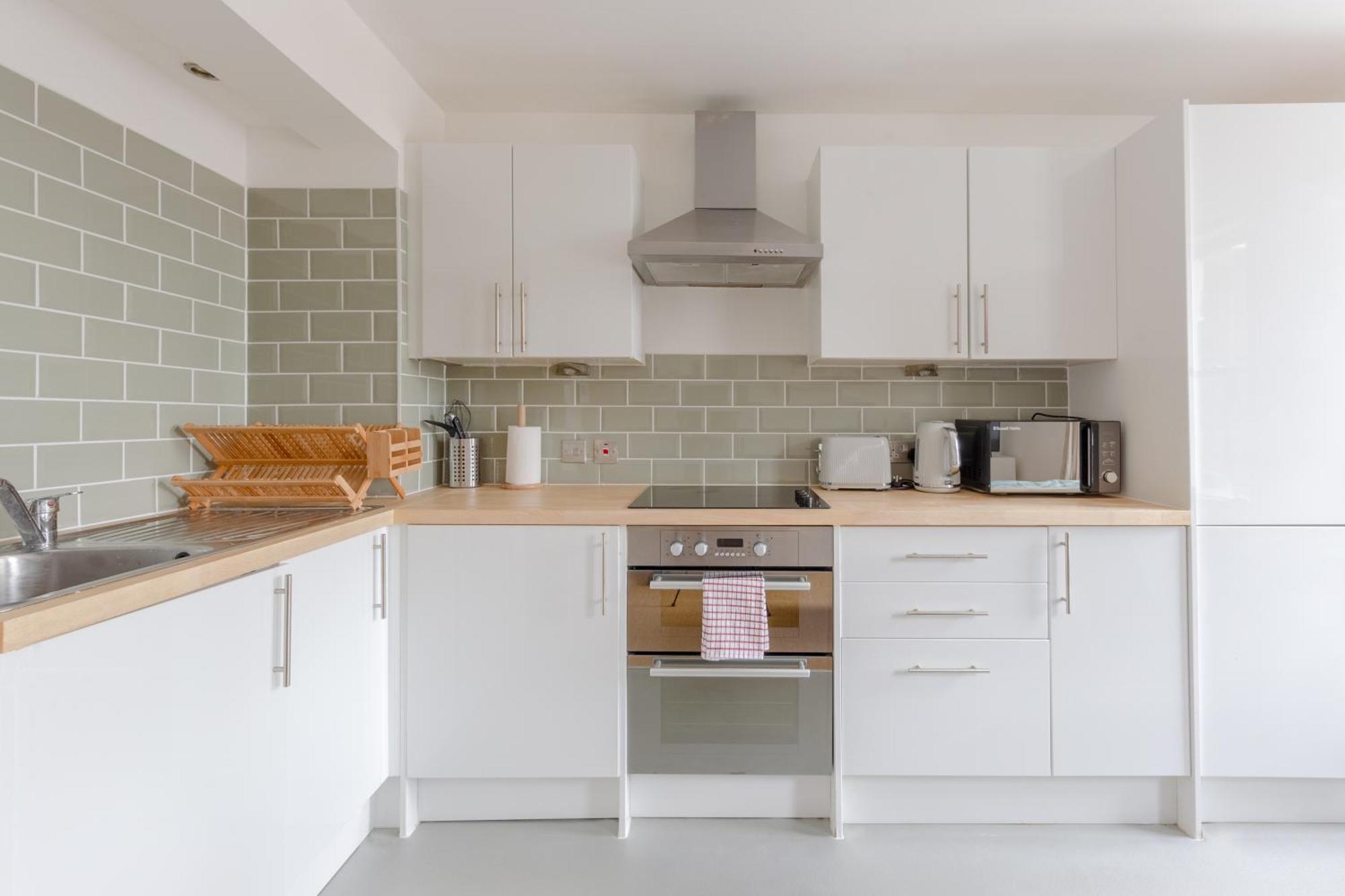 Modern 1bd Flat - 15 Min Walk To Bridge Apartment *