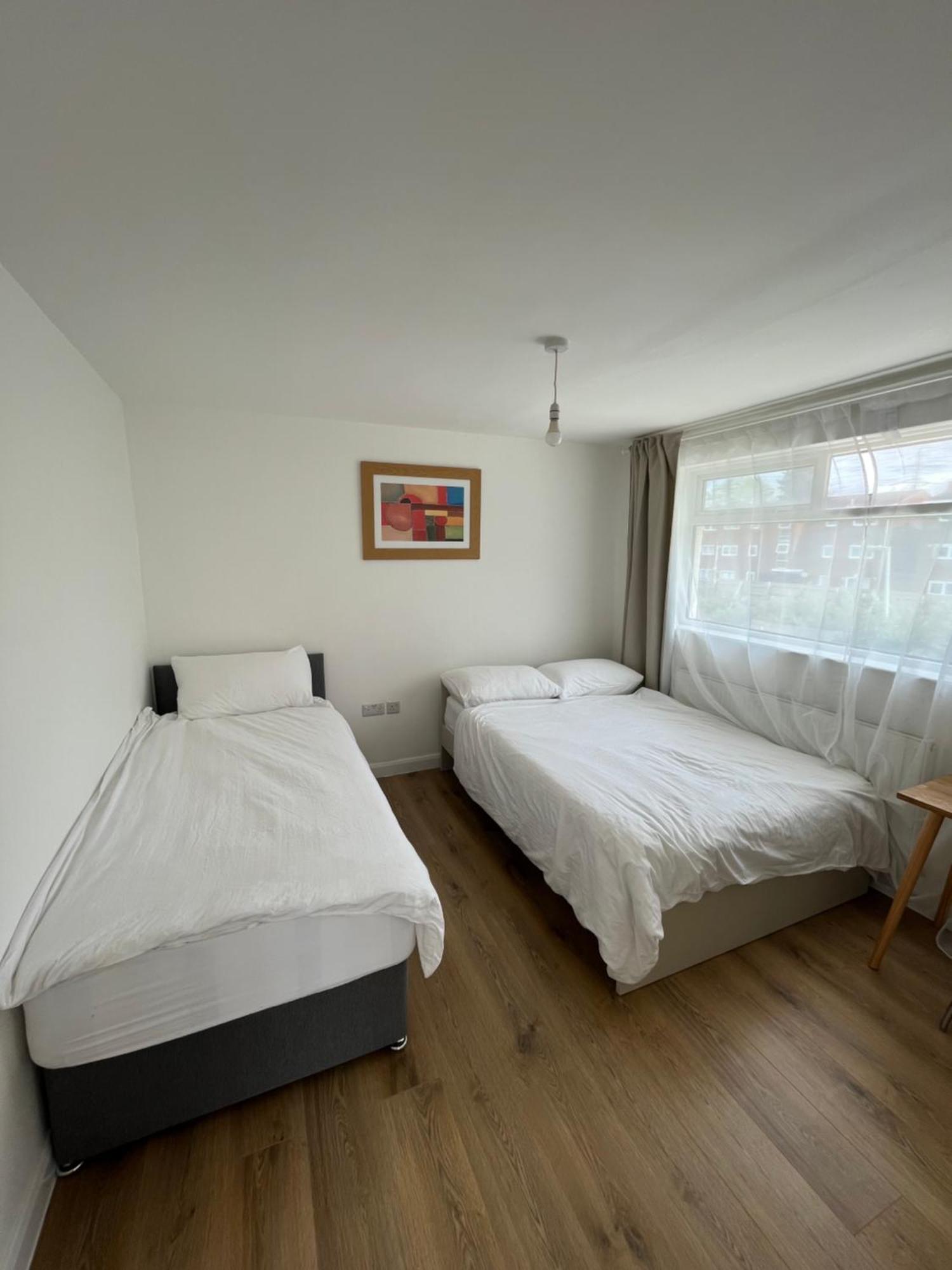 2bd East Sleeps 7! Apartment *
