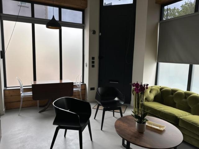 Sleek & 1bd Flat - Battersea Park *