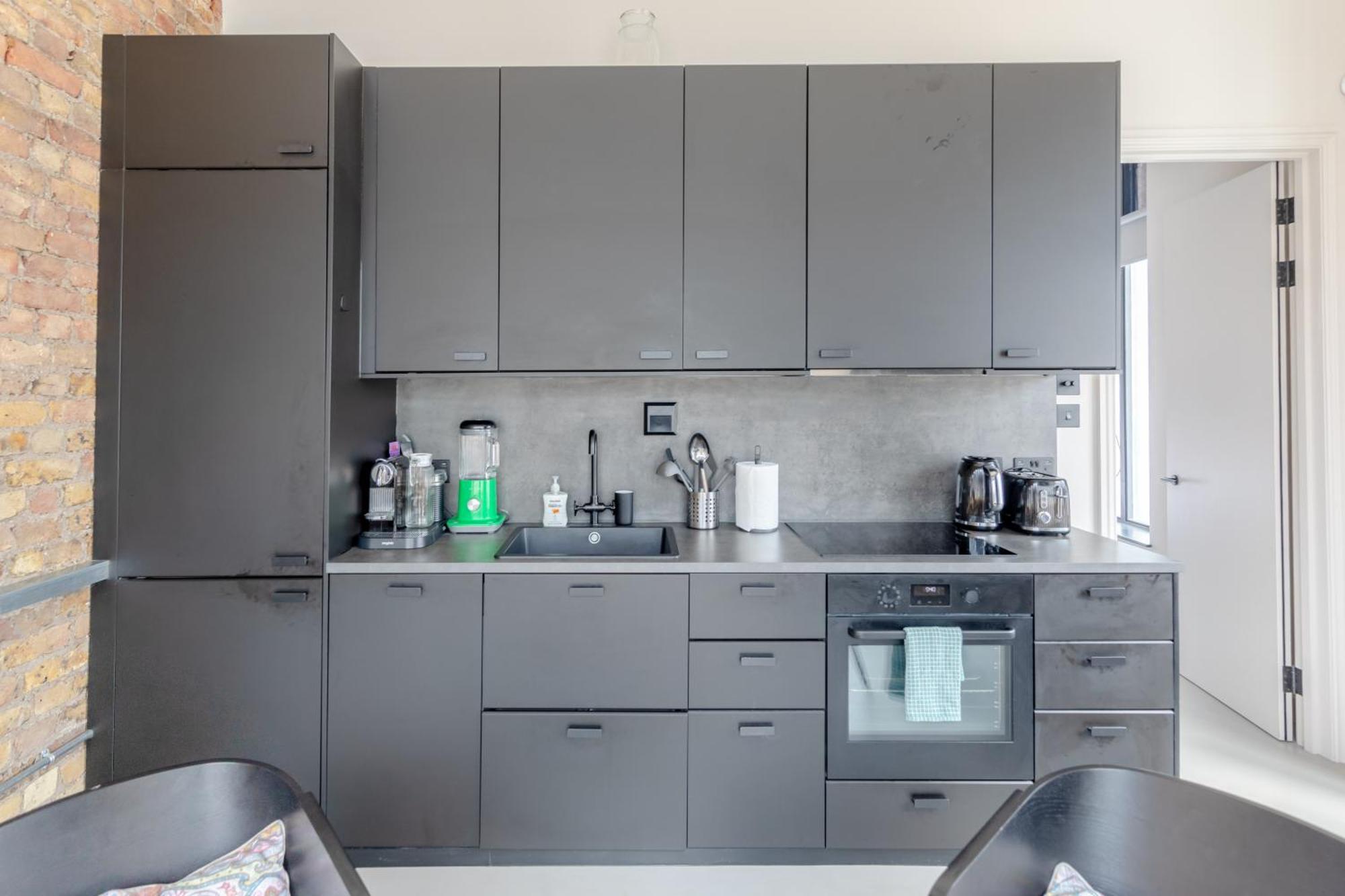 Sleek & 1bd Flat - Battersea Park