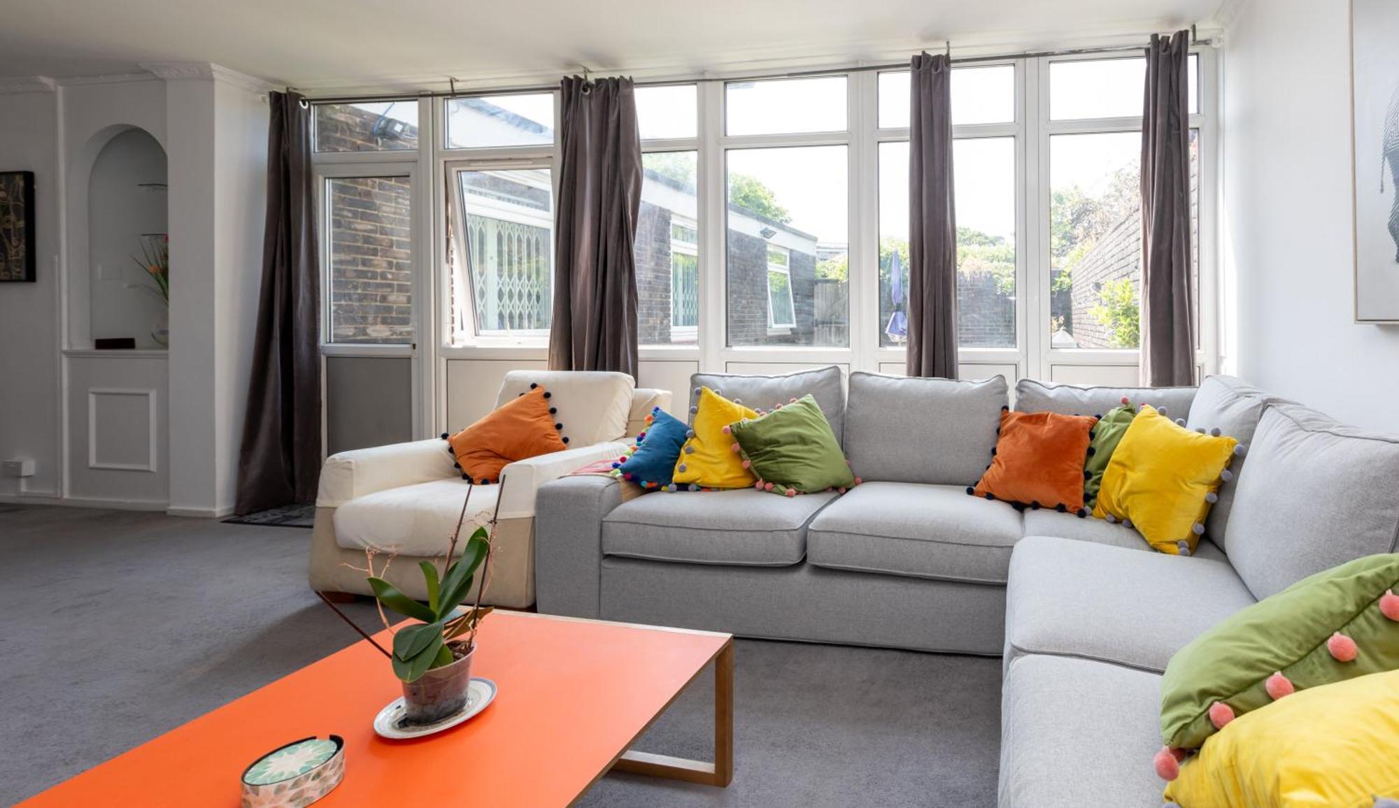 Spacious & Welcoming 4bd House - Kennington Apartamento *
