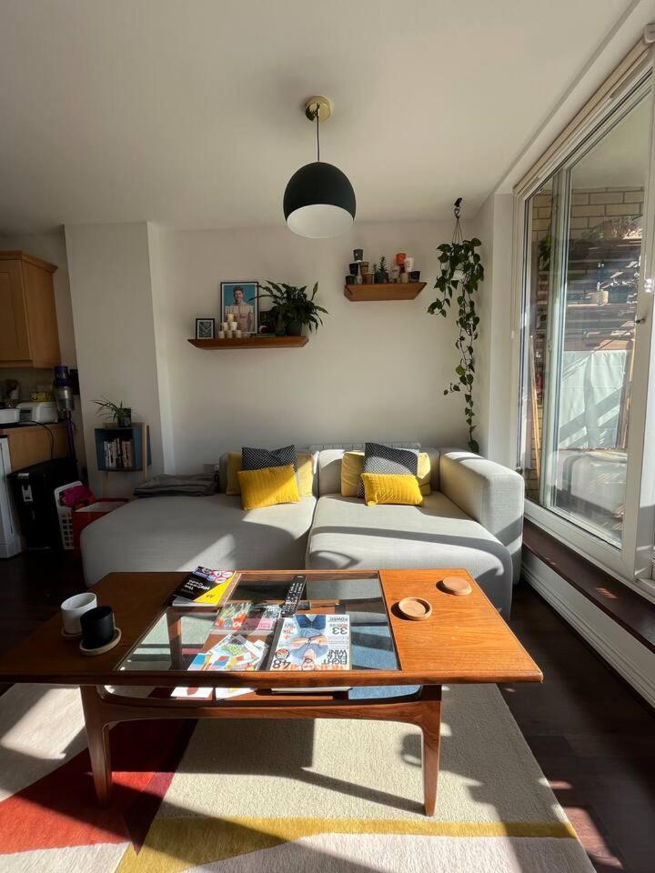 Vibrant & Modern 1bd Flat - Hackney Londres