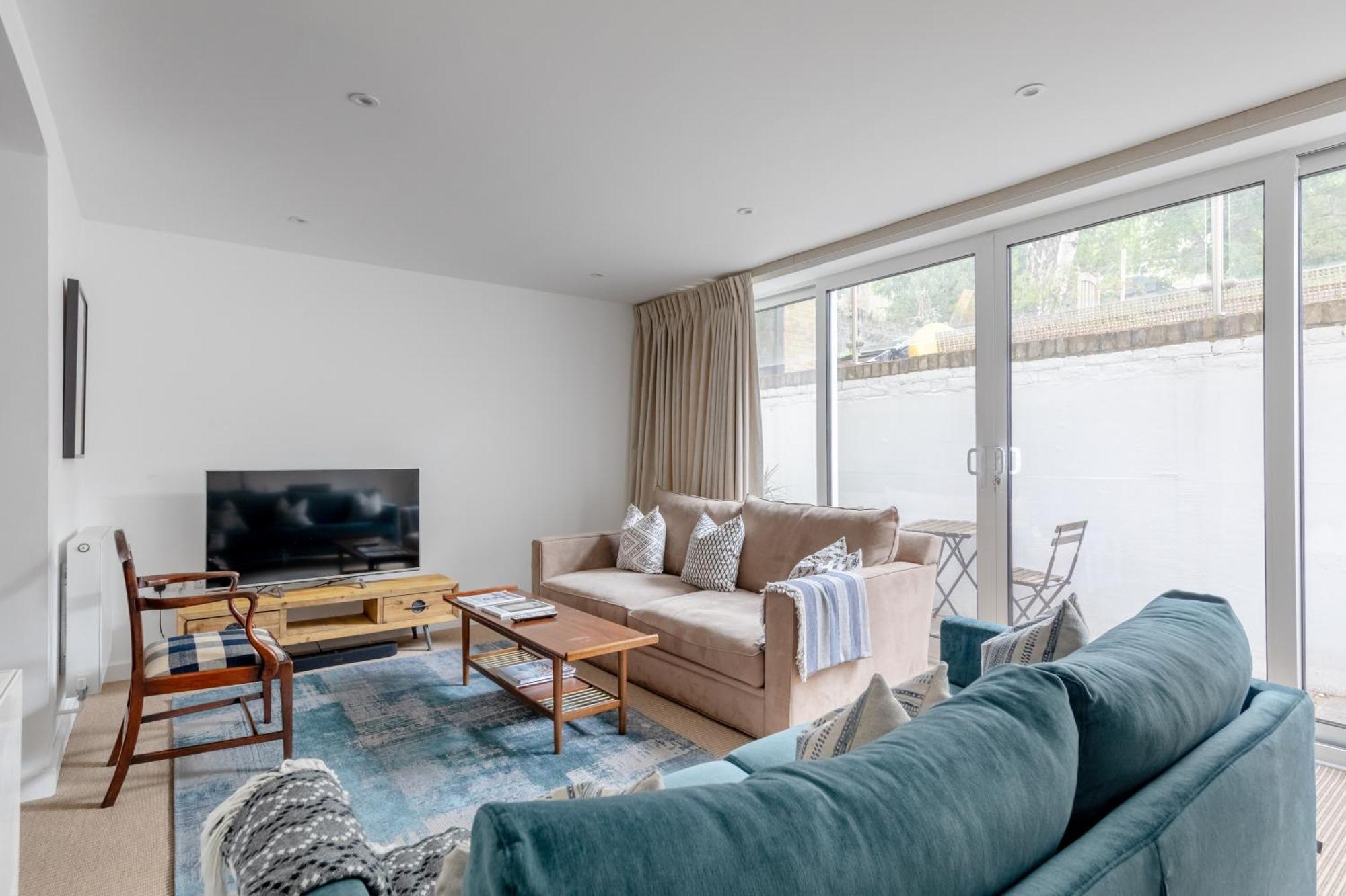 Beautifully Refurbished 2bd Flat- Clapham