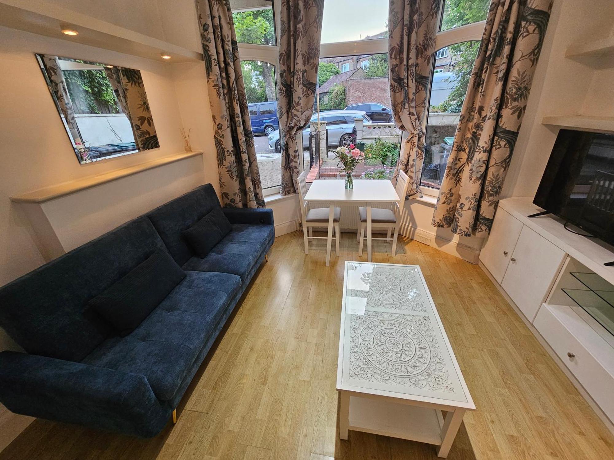 Cosy London Apartment In Great Surroundings Londen