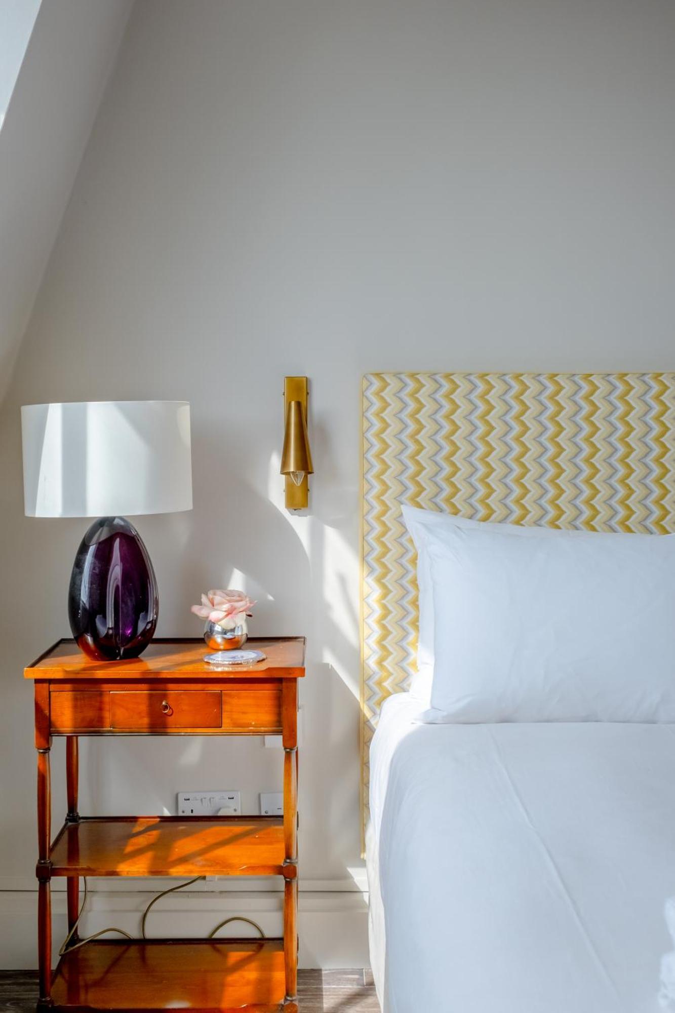 Beautifully Decorated 1bd Oasis - Earl's Court! Appartement