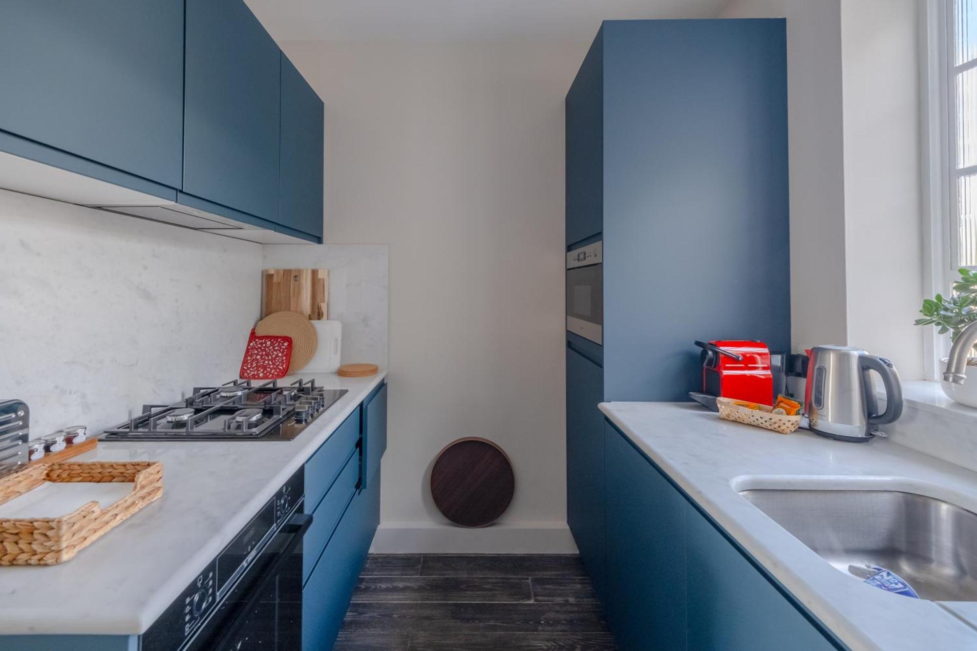 Beautifully Decorated 1bd Oasis - Earl's Court! Appartement