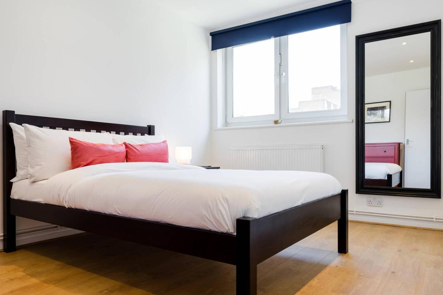 Appartement Cosy 4 Bed In London- Sleeps 8 *