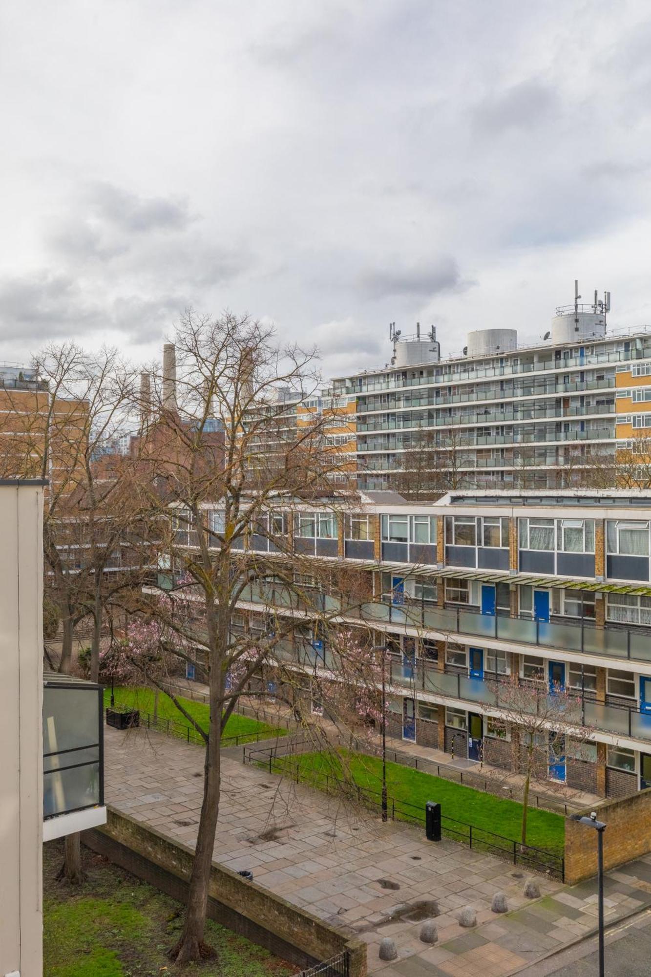 Superbly Located 2bd Flat Heart Of Pimlico! Appartement *
