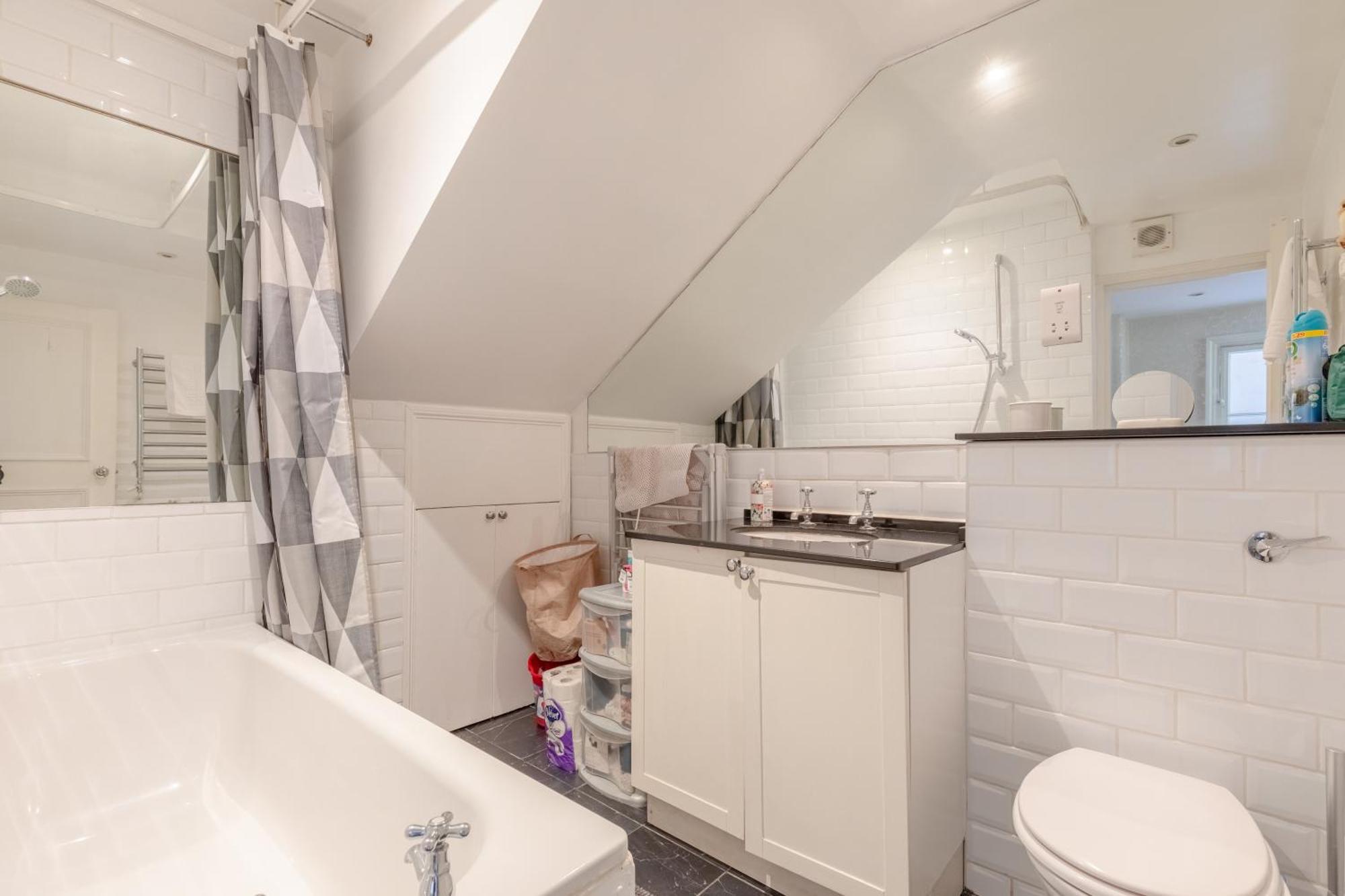 Inviting 1bd Hideaway Kensington Olympia! Appartement