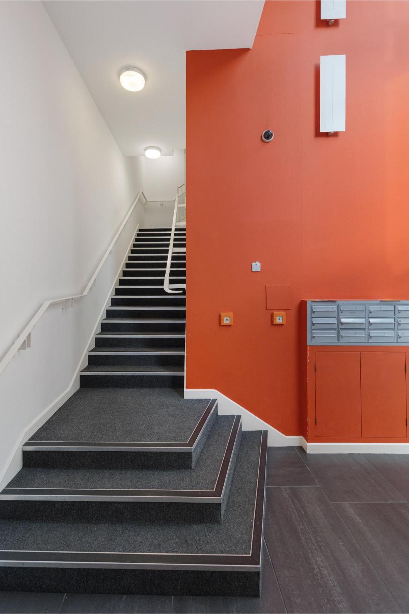 Modern & Spacious 3 Bed With Free Parking & Lift In Shoreditch, Next To Station * London