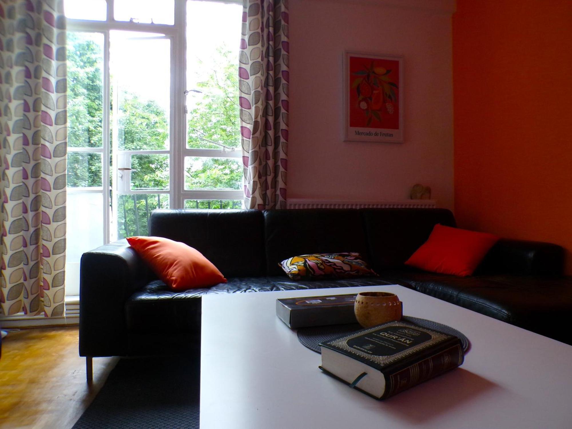 Paddington, Orange - Center *