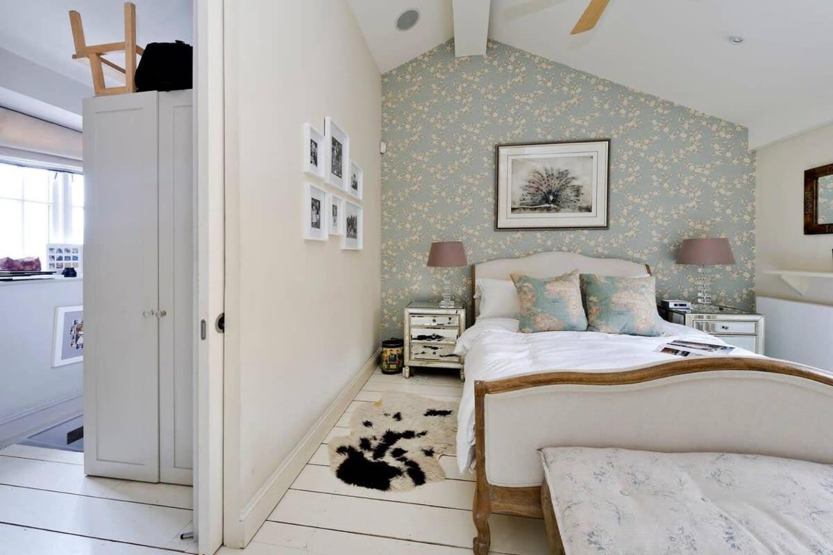 Delightful 3-bed Family Bayswater Hébergement de vacances Londres