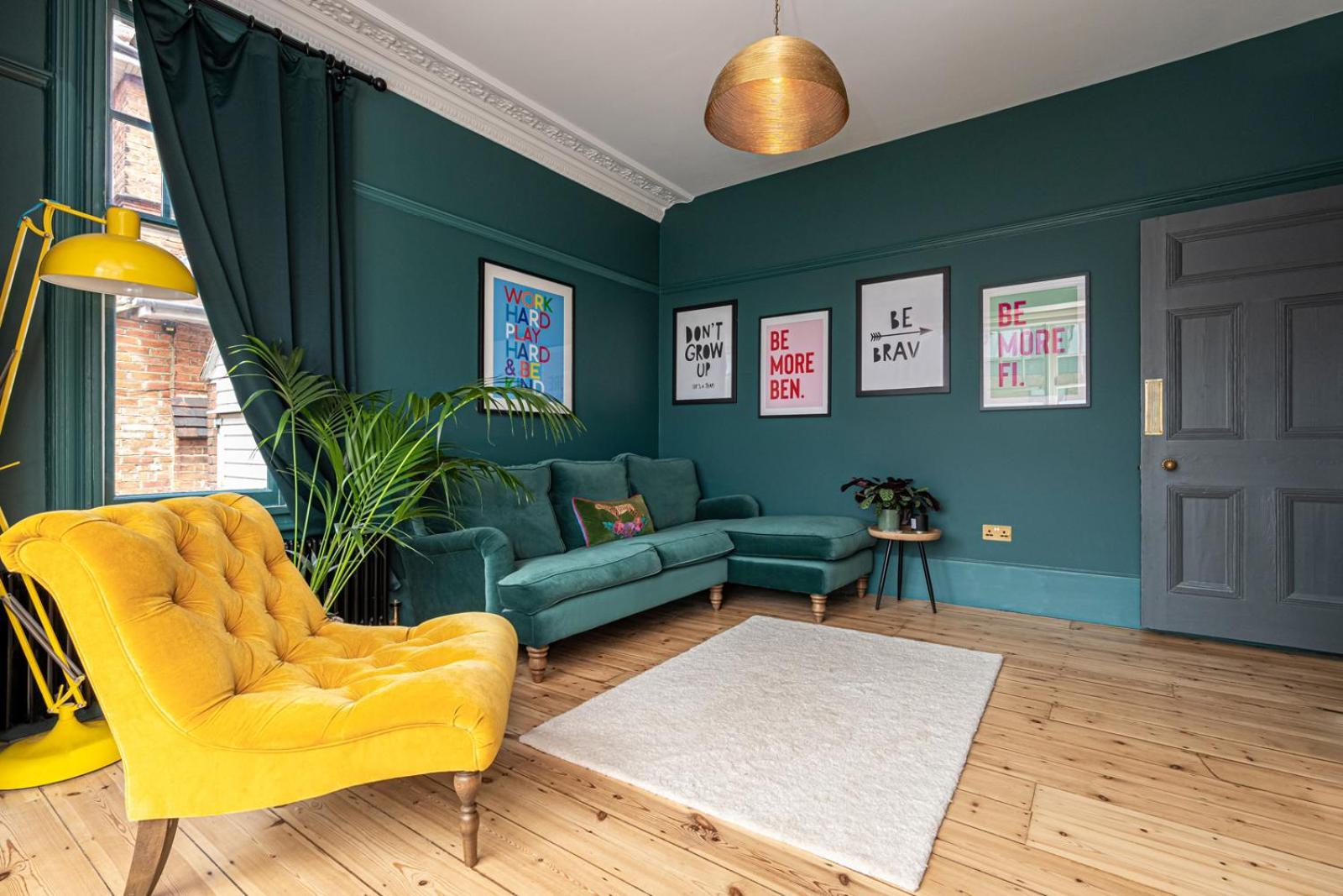 Hébergement de vacances Chic And Colourful Family By Underthedoormat Londres