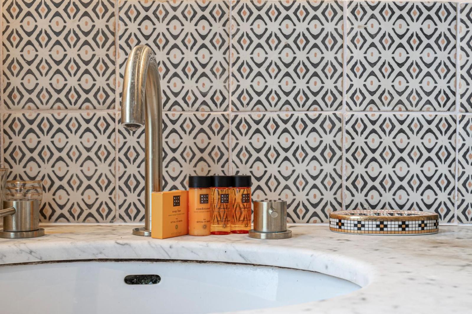 Hébergement de vacances Chic And Colourful Family By Underthedoormat Londres