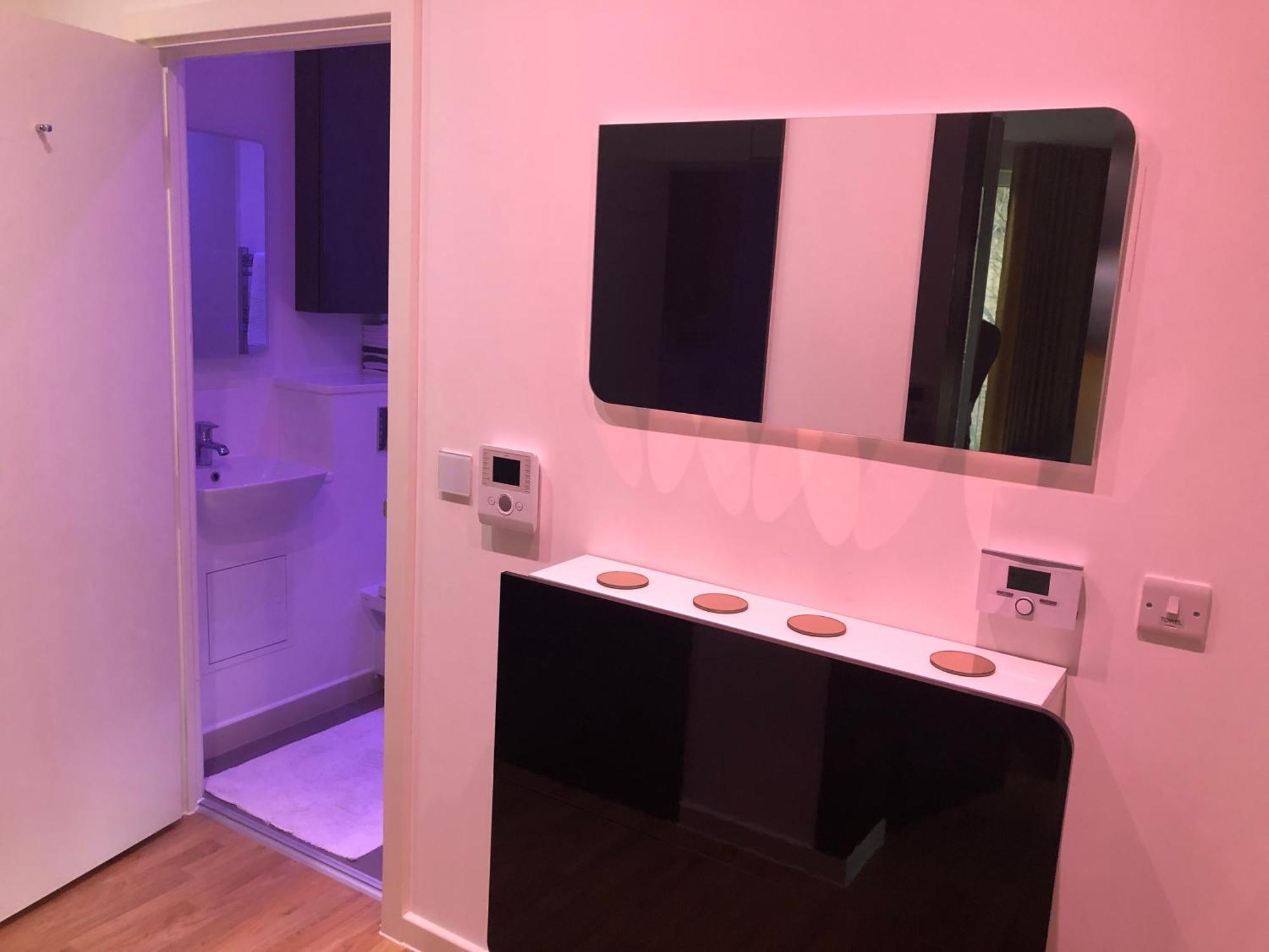 Stylish Next2 Westminster With Rooftop Apartamento