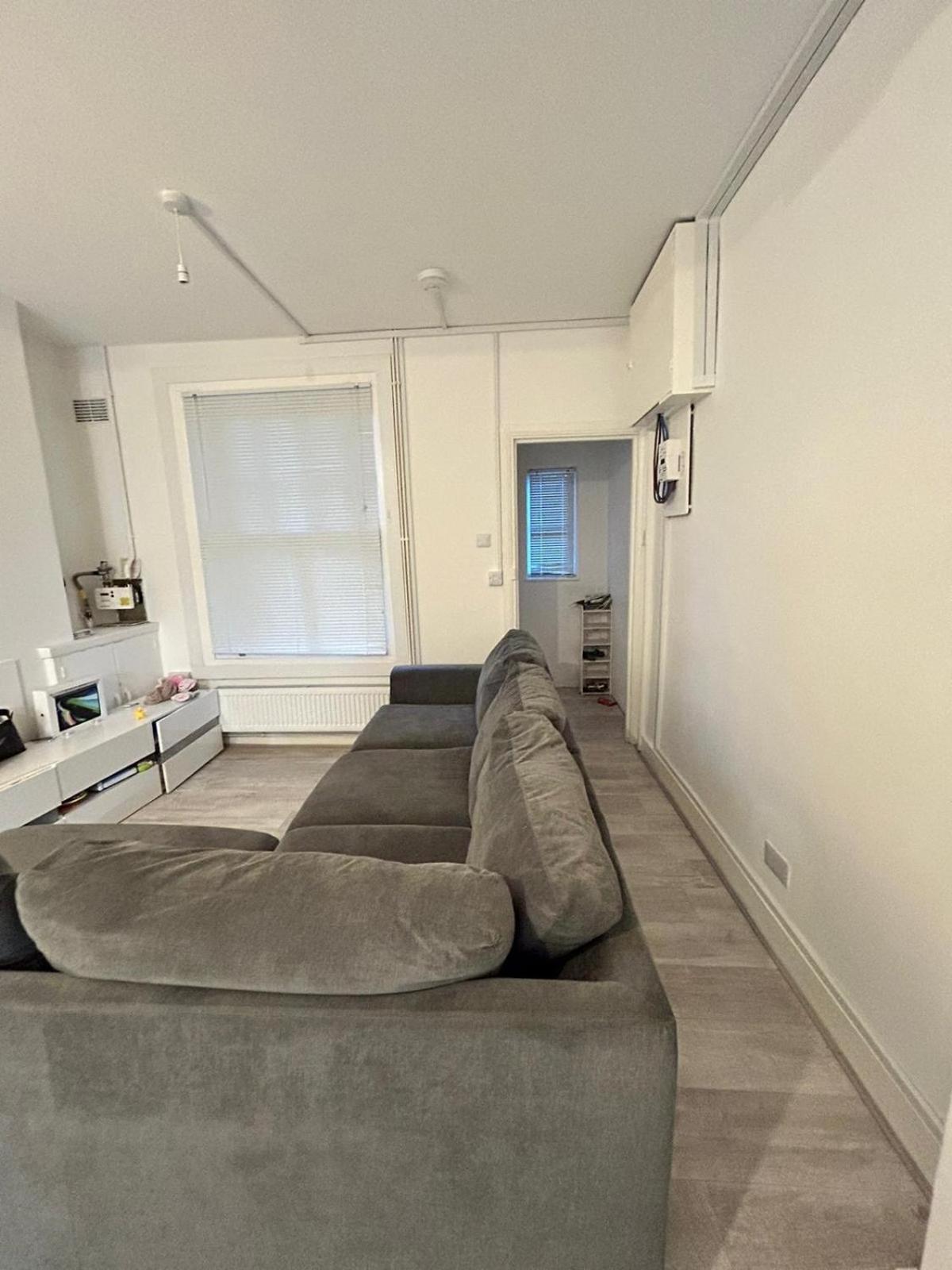 1 Bedroom Cosy Spacious *
