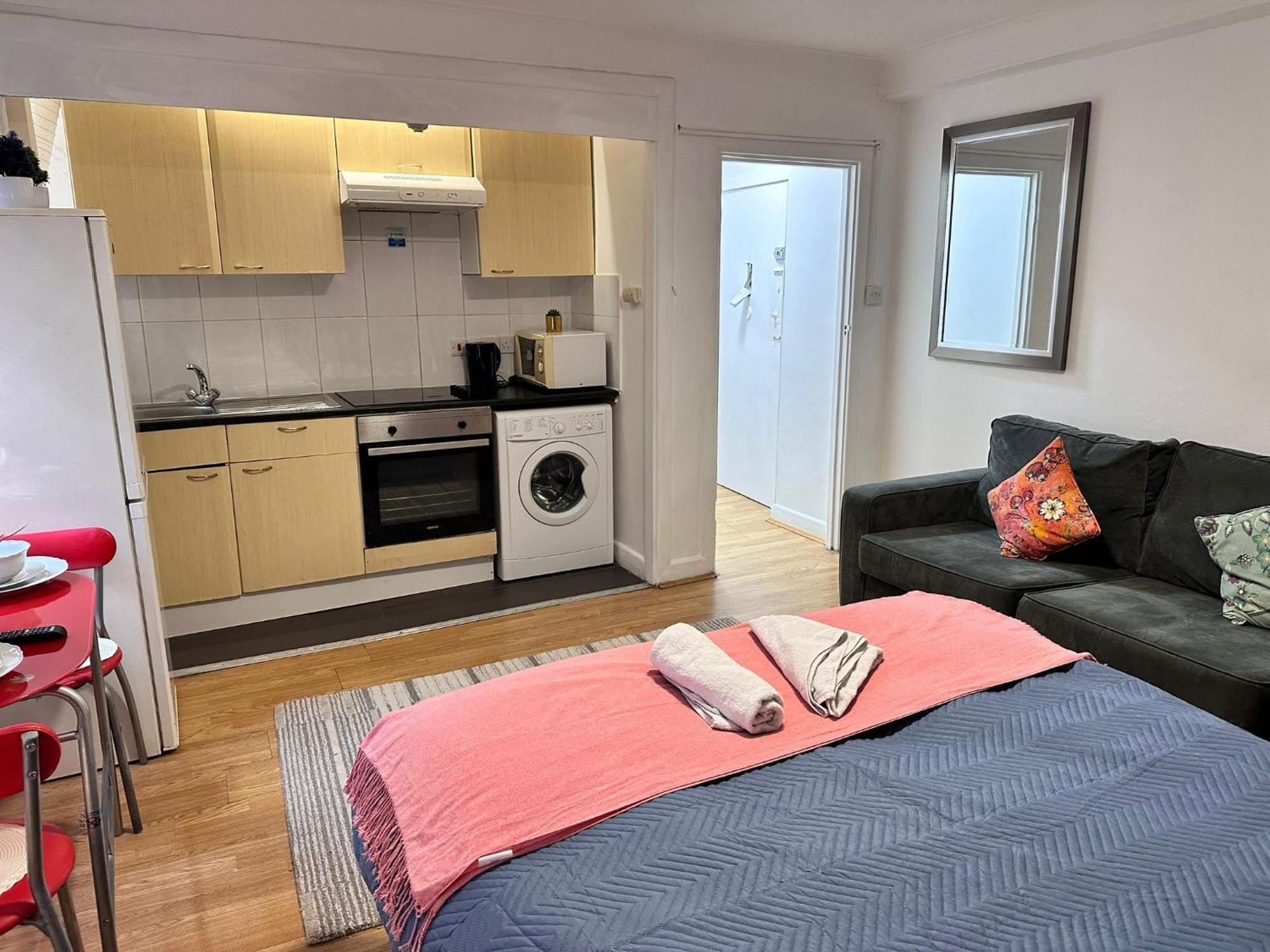 Family Studio In Central