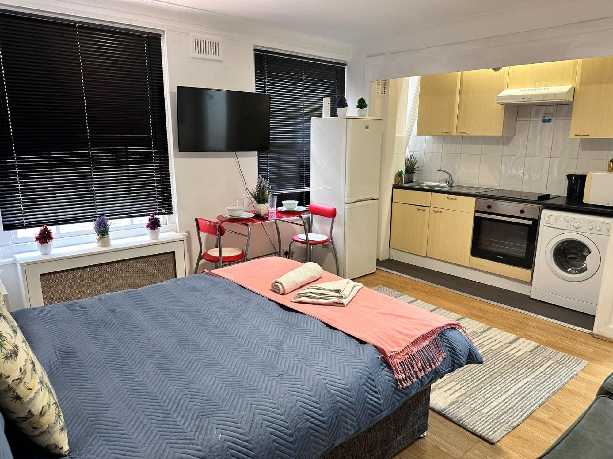 Family Studio In Central