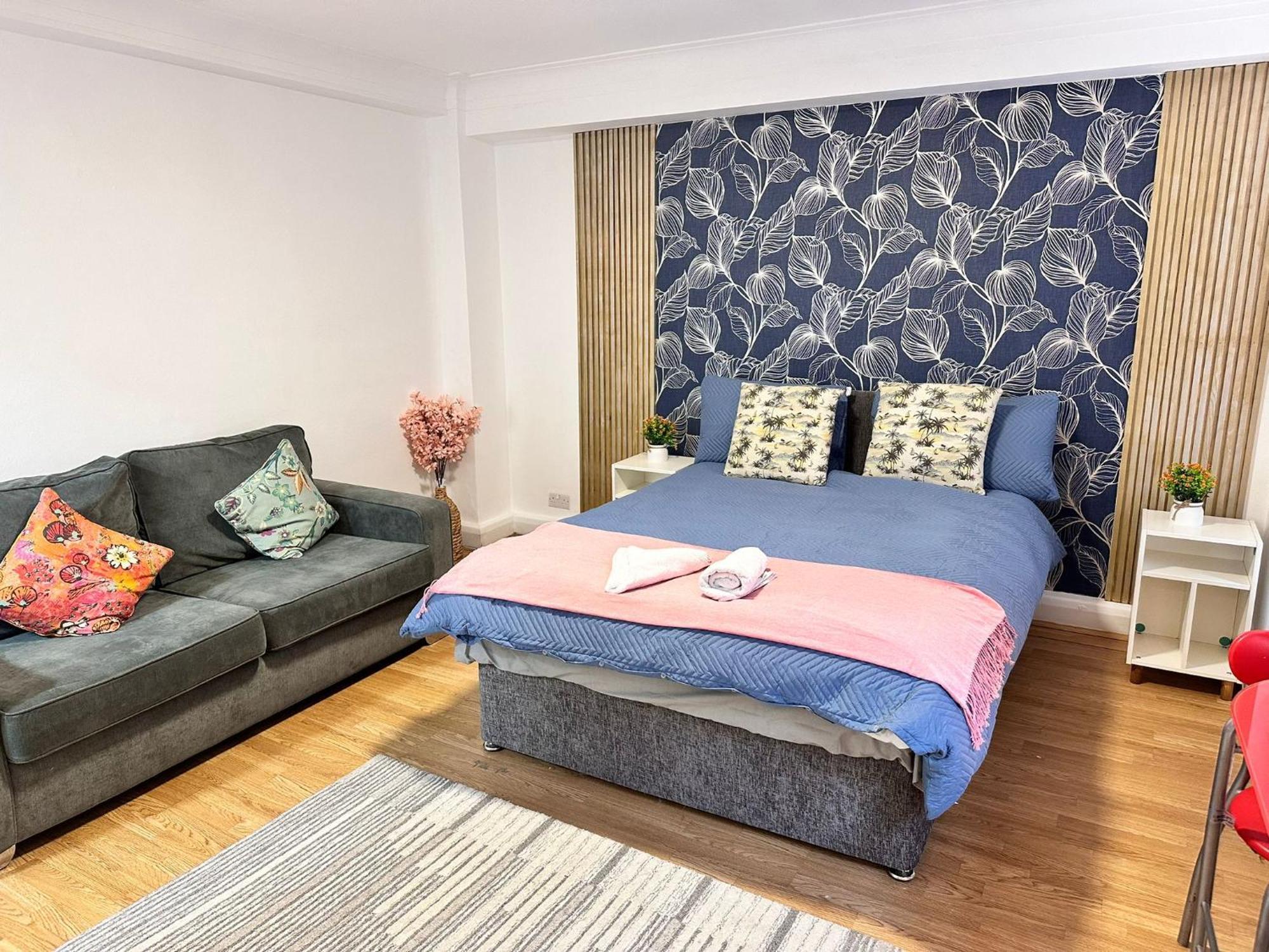 Family Studio In Central