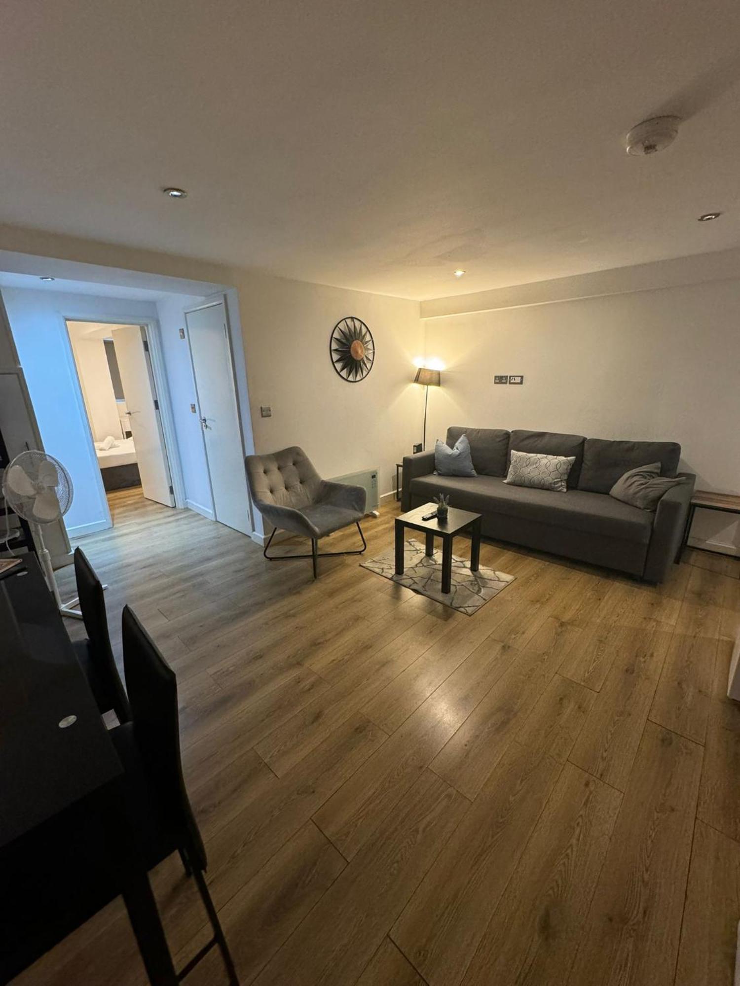 Apartamento Cozy Two Bedroom Sleeps 6 Near Camden Market Hw10 Londres