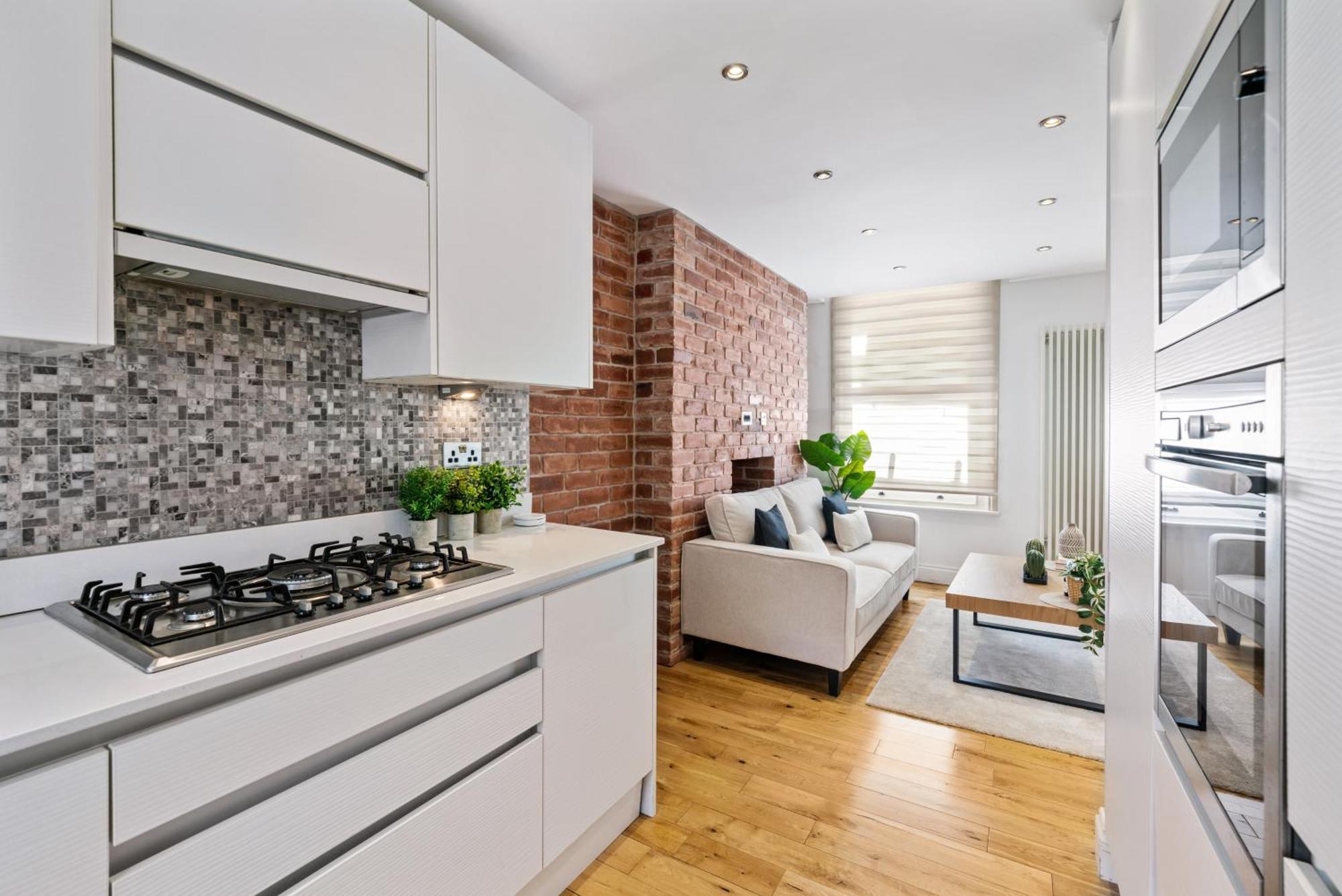 Hidden Gem In Location - Beautiful 2 Bed * Londen