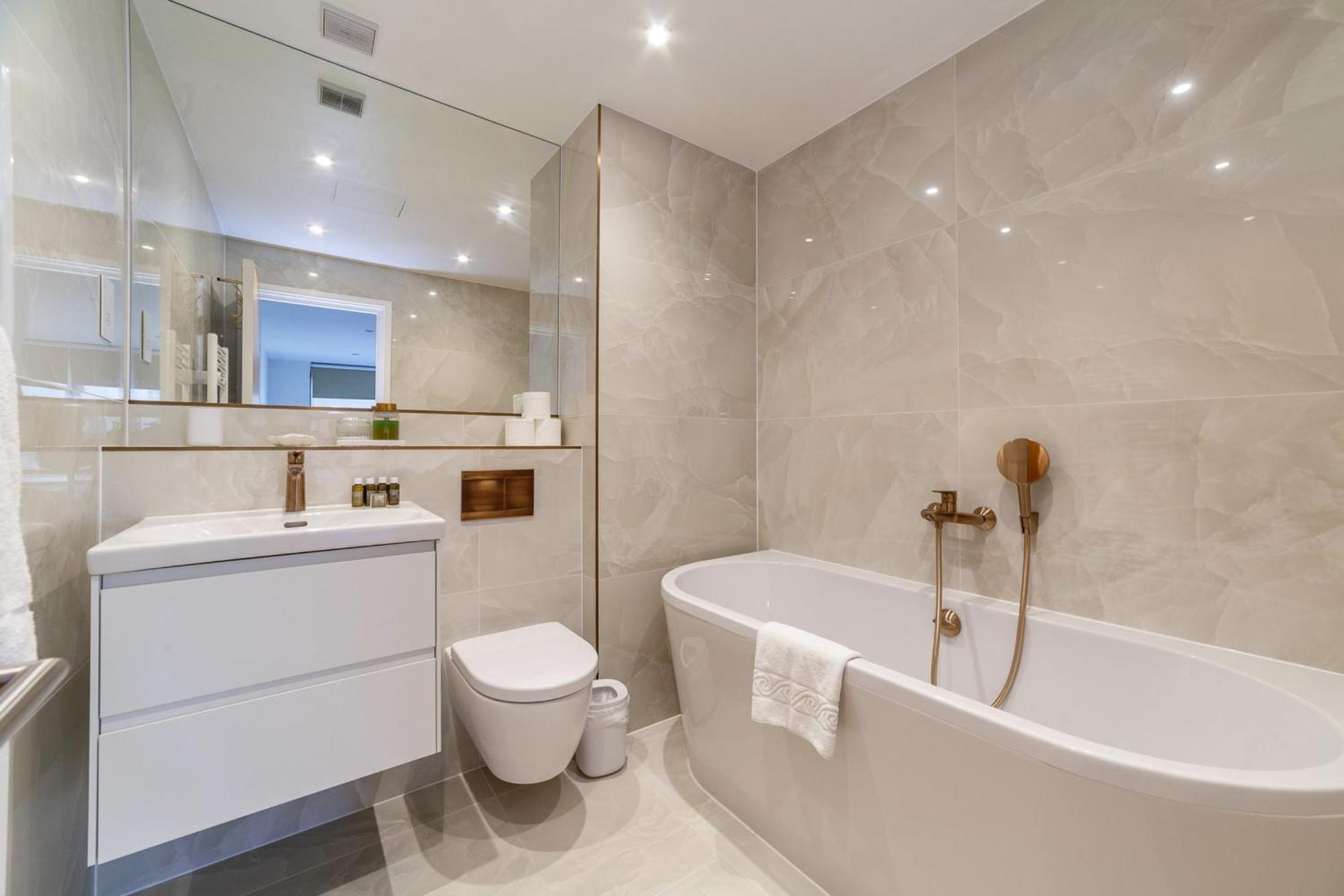 A Stylish Newly Refurbished Flat With Access Appartement