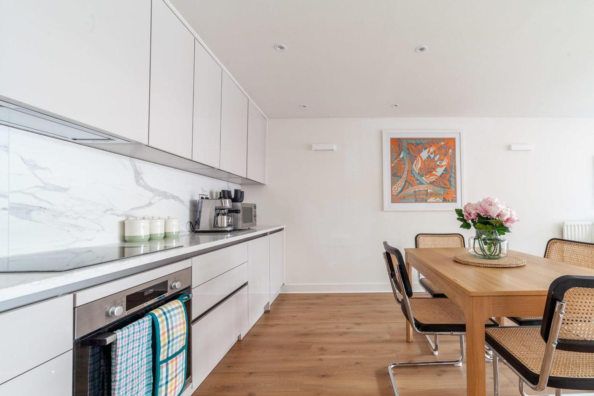 Appartement A Stylish Newly Refurbished Flat With Access