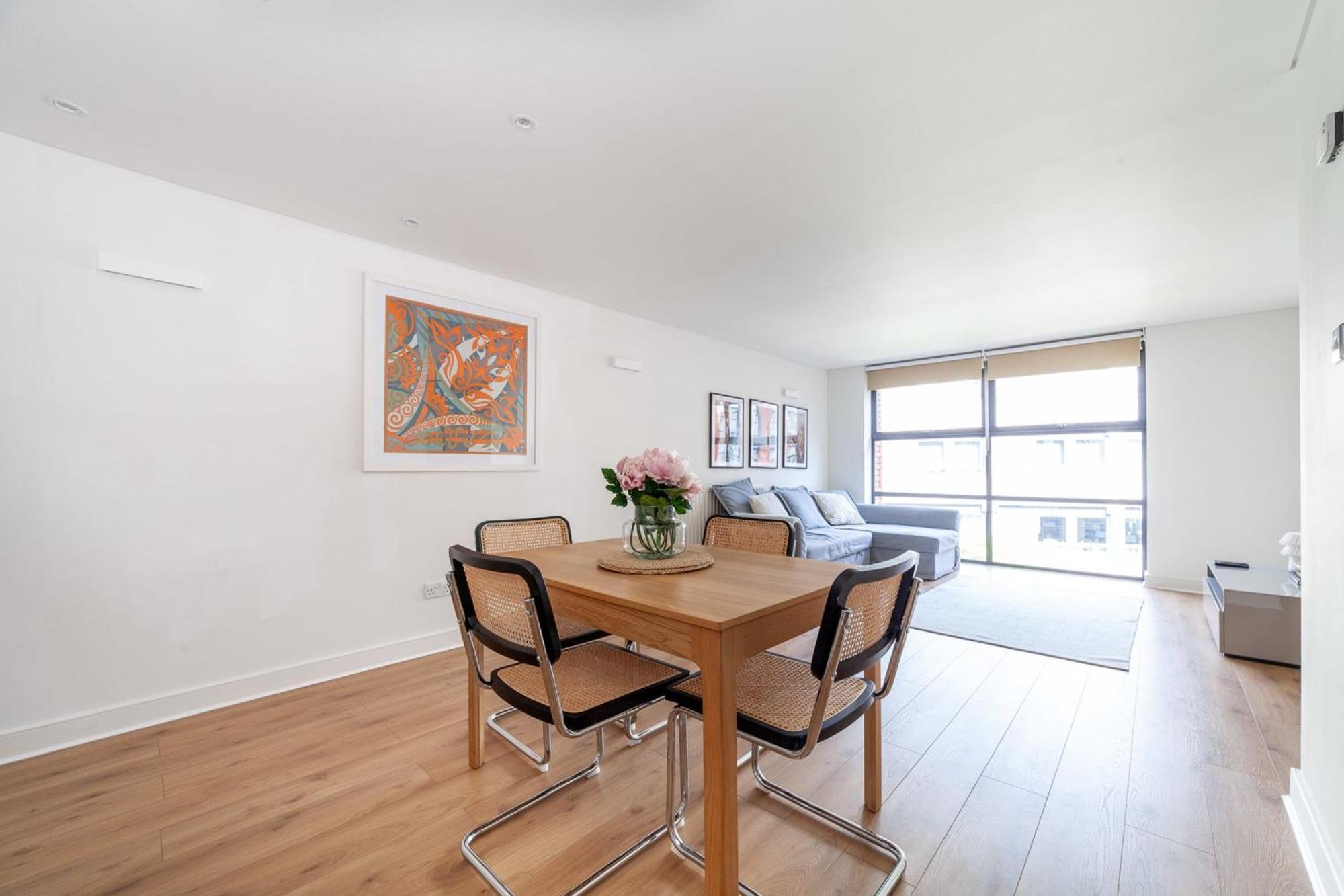 Appartement A Stylish Newly Refurbished Flat With Access