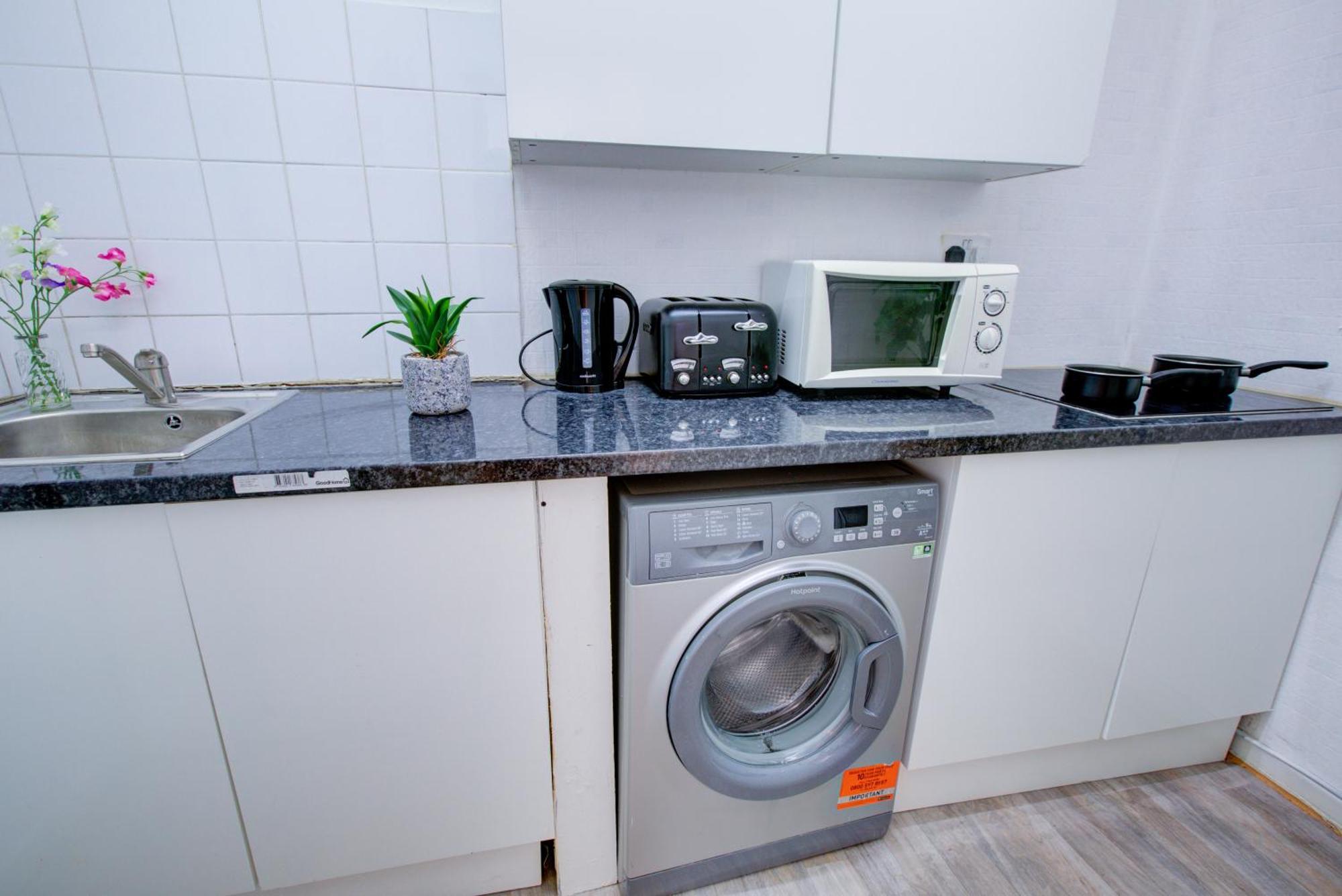 2 Bedroom And Living Edgware Road, Central Appartement Londres