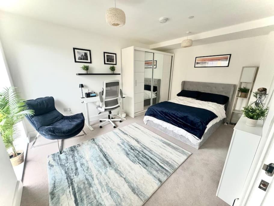 High-spec 1x Large Bedroom Apartamento