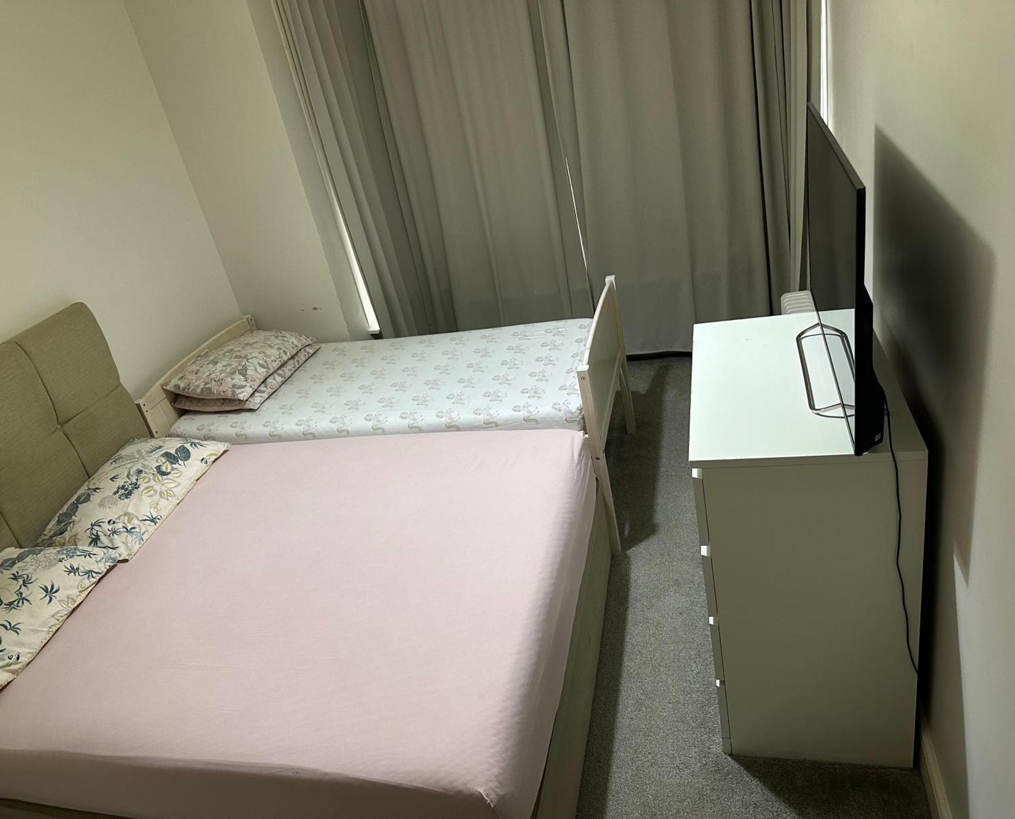 Appartement 2 Bed Flat In *