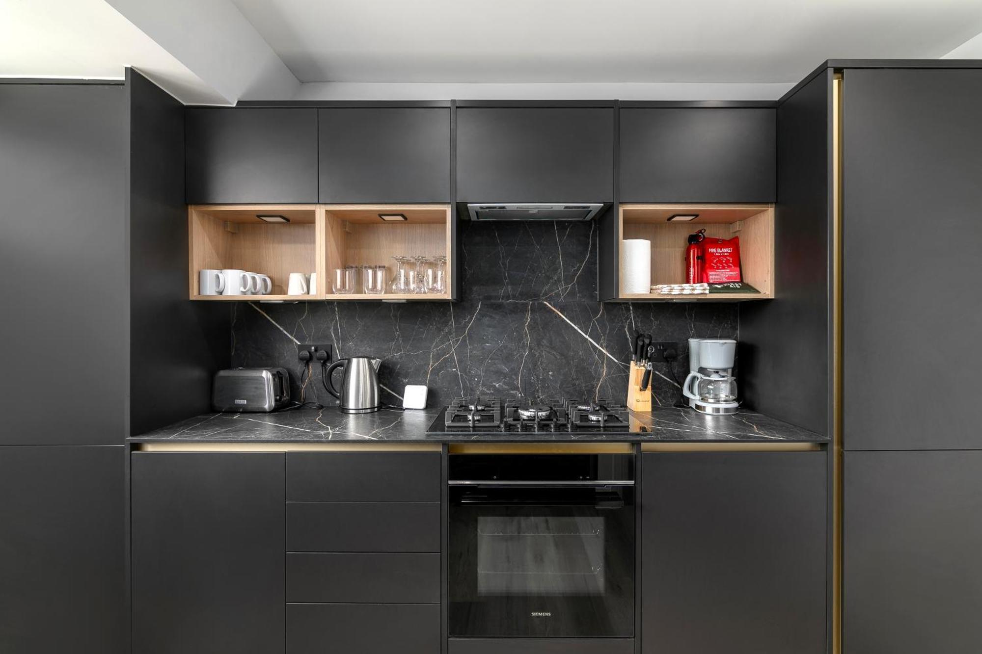Hyde Park, Marylebone, 3 Bedroom Appartement *