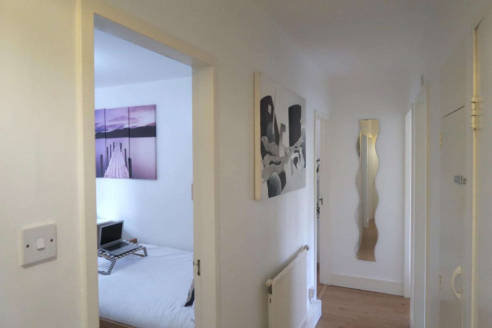 Chic 4-bed In Trendy Clerkenwell W Balcony And Walking Distance To Tube