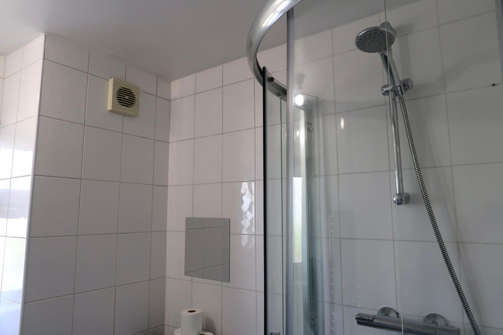 Apartamento Chic 4-bed In Trendy Clerkenwell W Balcony And Walking Distance To Tube Londres