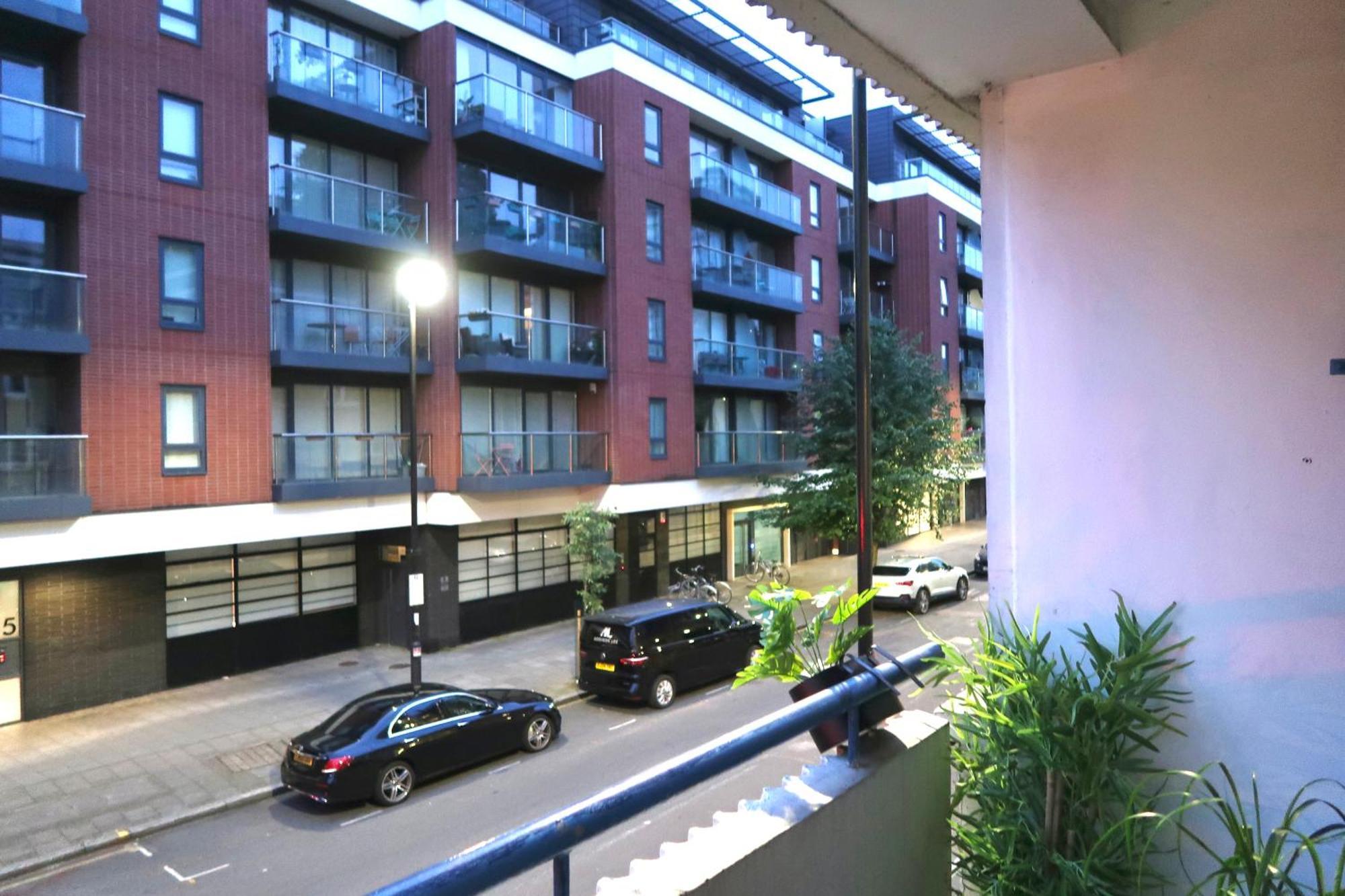 Chic 4-bed In Trendy Clerkenwell W Balcony And Walking Distance To Tube