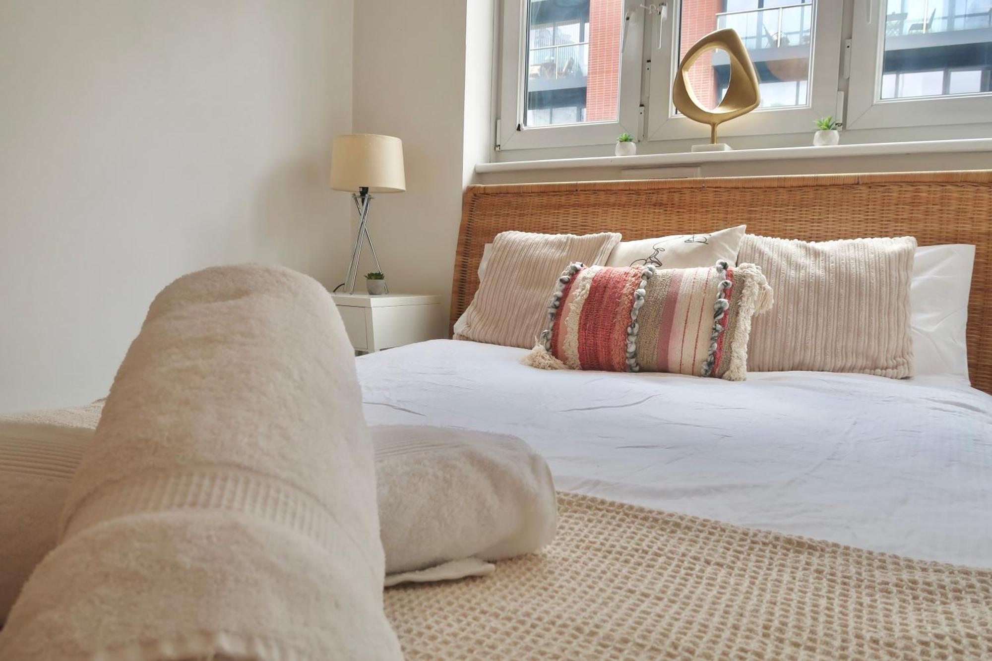 Apartamento Chic 4-bed In Trendy Clerkenwell W Balcony And Walking Distance To Tube *