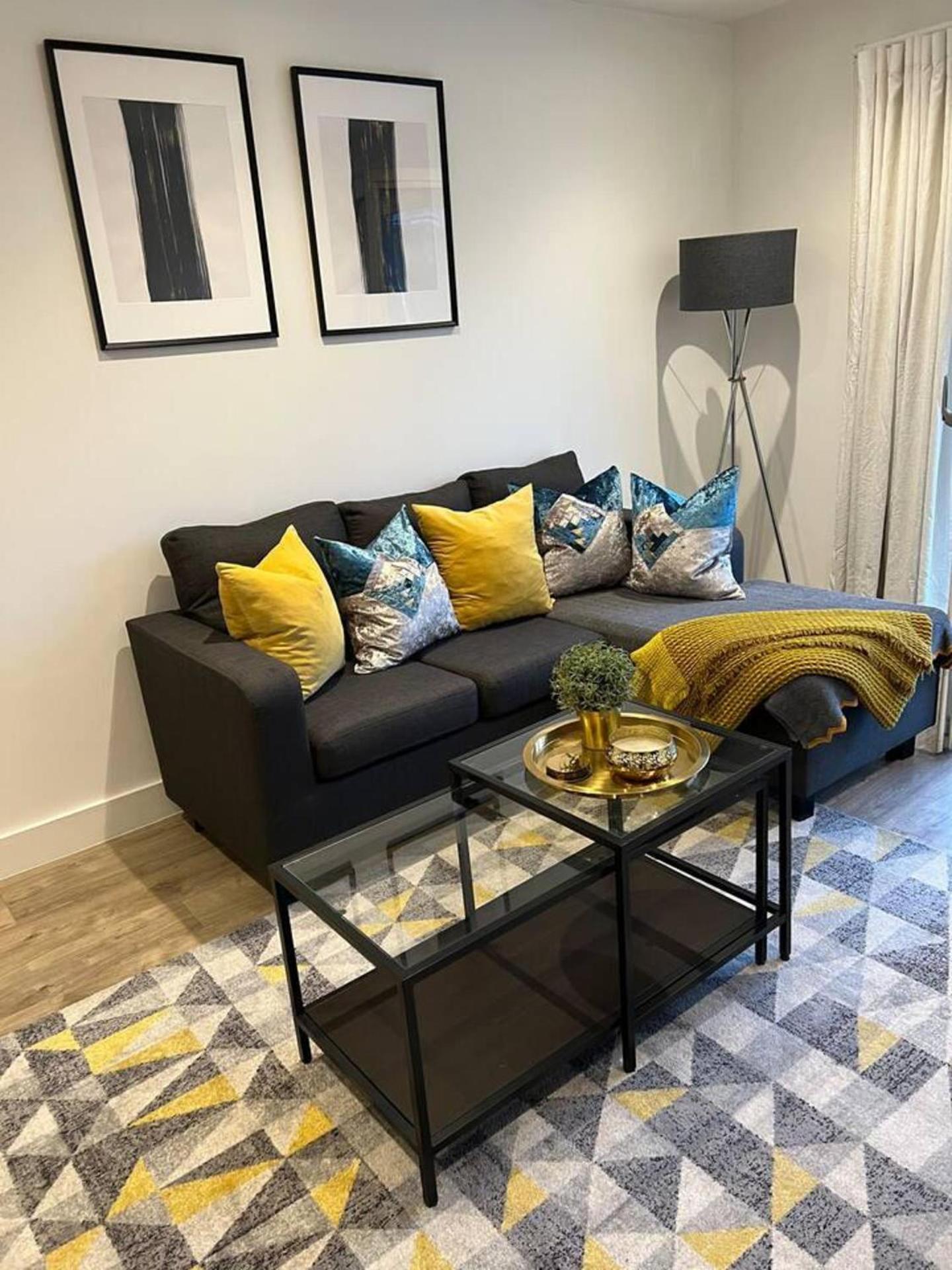Modern 1 Bed Flat Near Station And Apartamento Londres