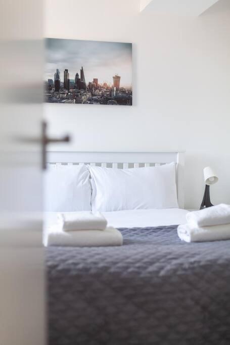 Modern Semi-studio Flat In Historic Setting Appartement *
