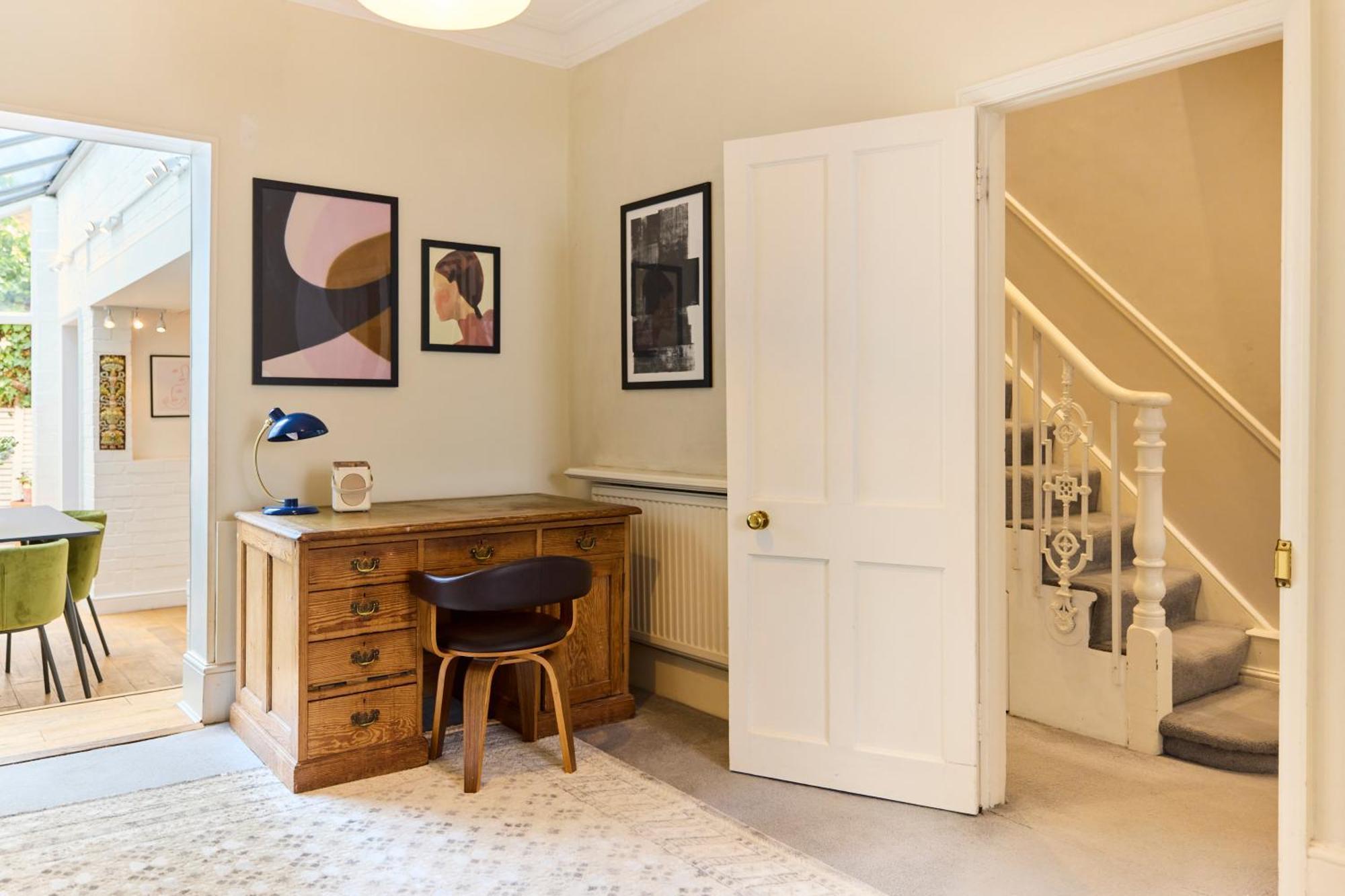 The Fulham Hideout - Modish 2bdr Flat With Patio Appartement *