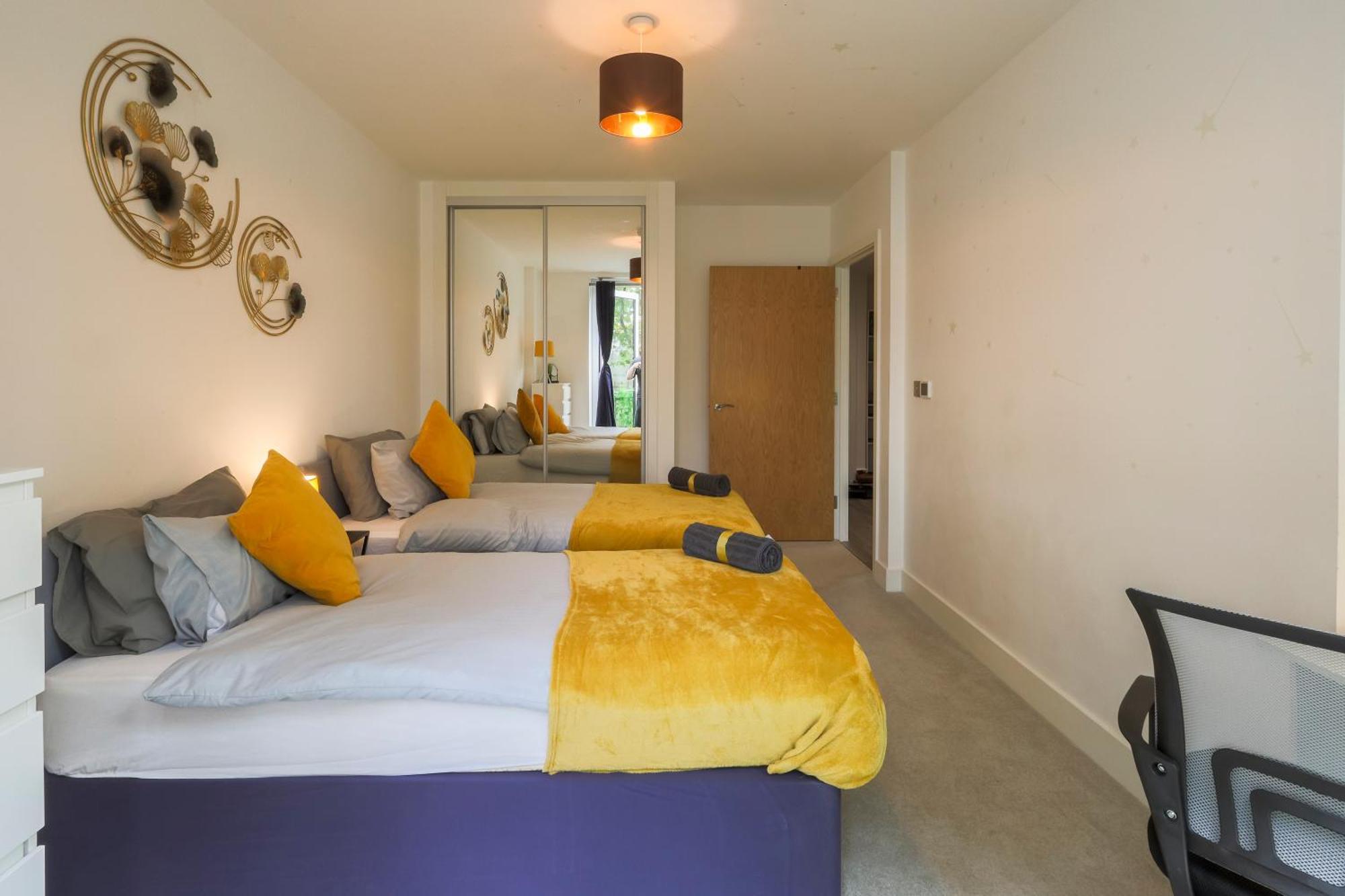 Stylish 2br By Dluxoria Short Lets & Serviced Greater With Pet Friendly, Free Wifi & Free Parking Apartamento Londres