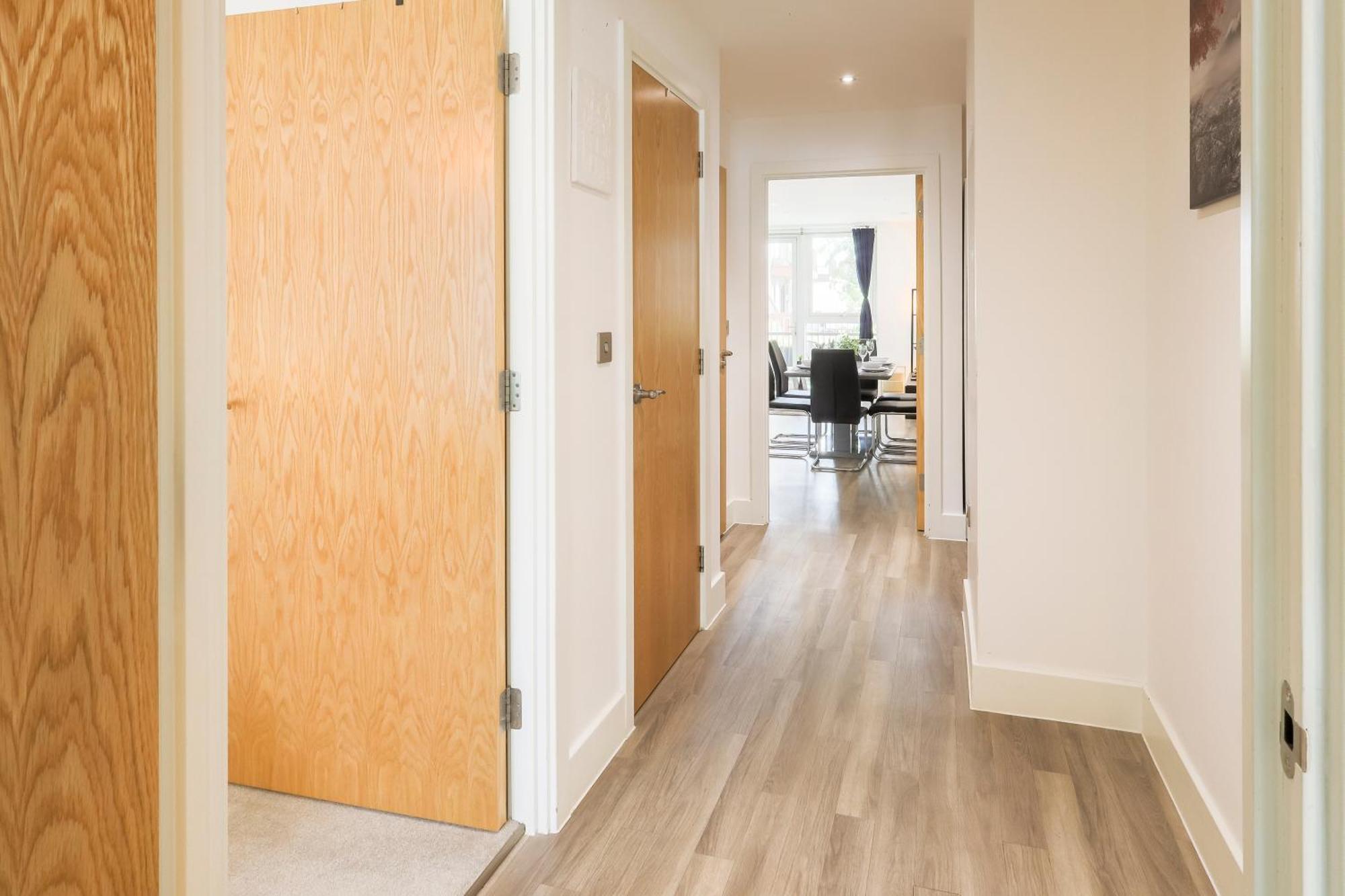 Apartamento Stylish 2br By Dluxoria Short Lets & Serviced Greater With Pet Friendly, Free Wifi & Free Parking