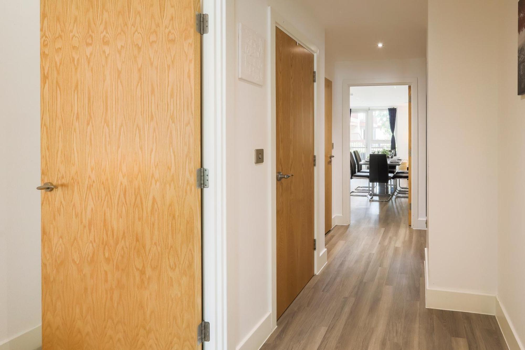 Apartamento Stylish 2br By Dluxoria Short Lets & Serviced Greater With Pet Friendly, Free Wifi & Free Parking Londres