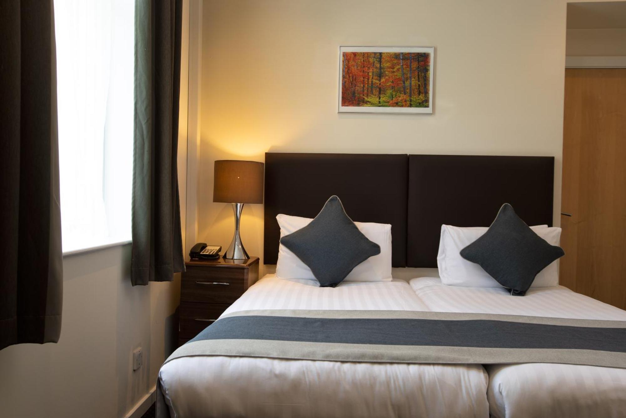 Grand Plaza Con Servicio Londres