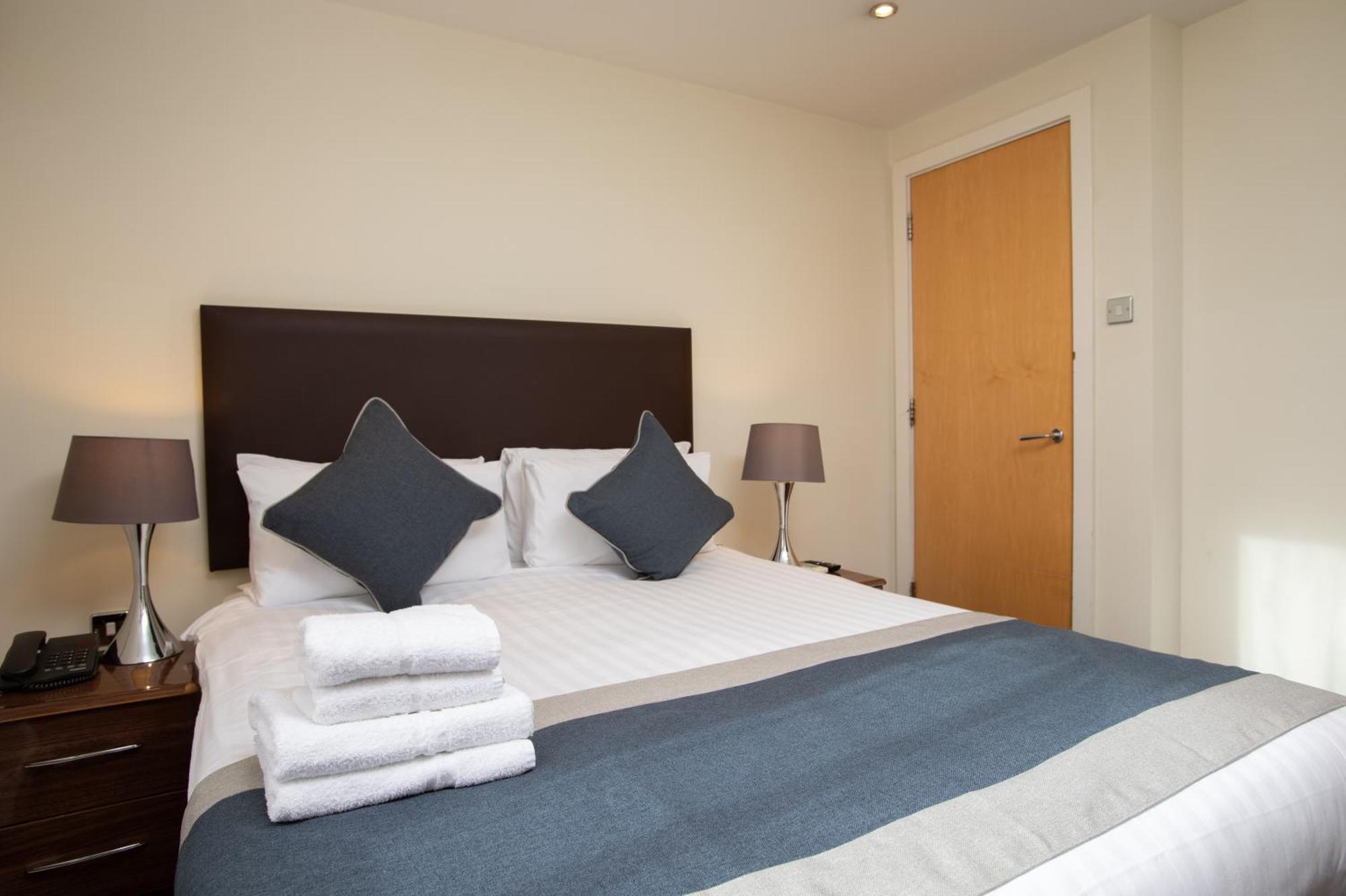 Apartahotel Grand Plaza Con Servicio