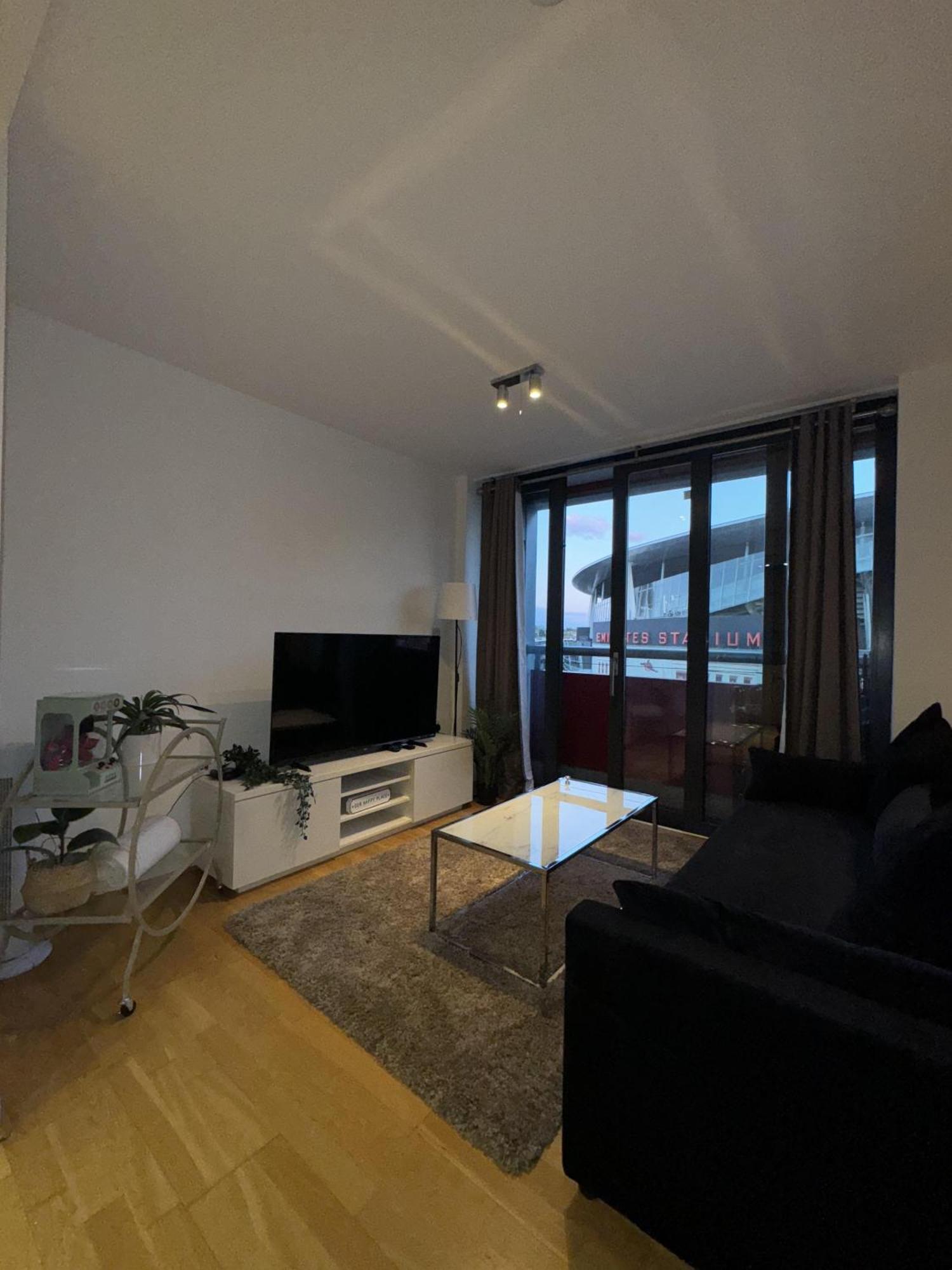 Cozy Overlooking Emirates Stadium Appartement *
